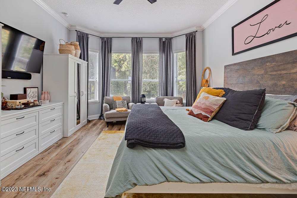 122 STATELY SHOALS Trail