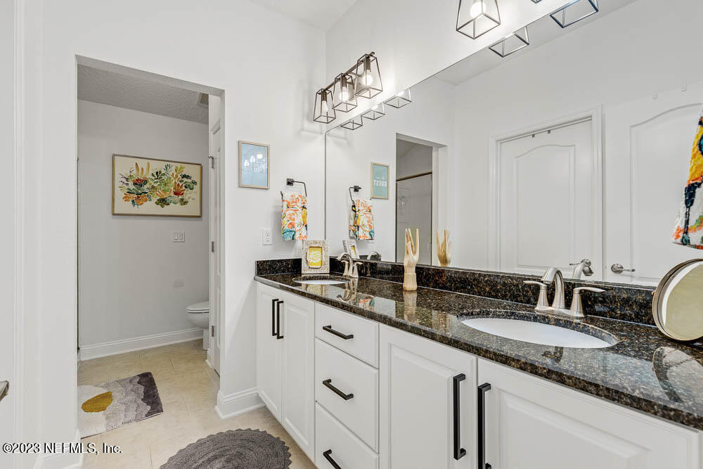 122 STATELY SHOALS Trail