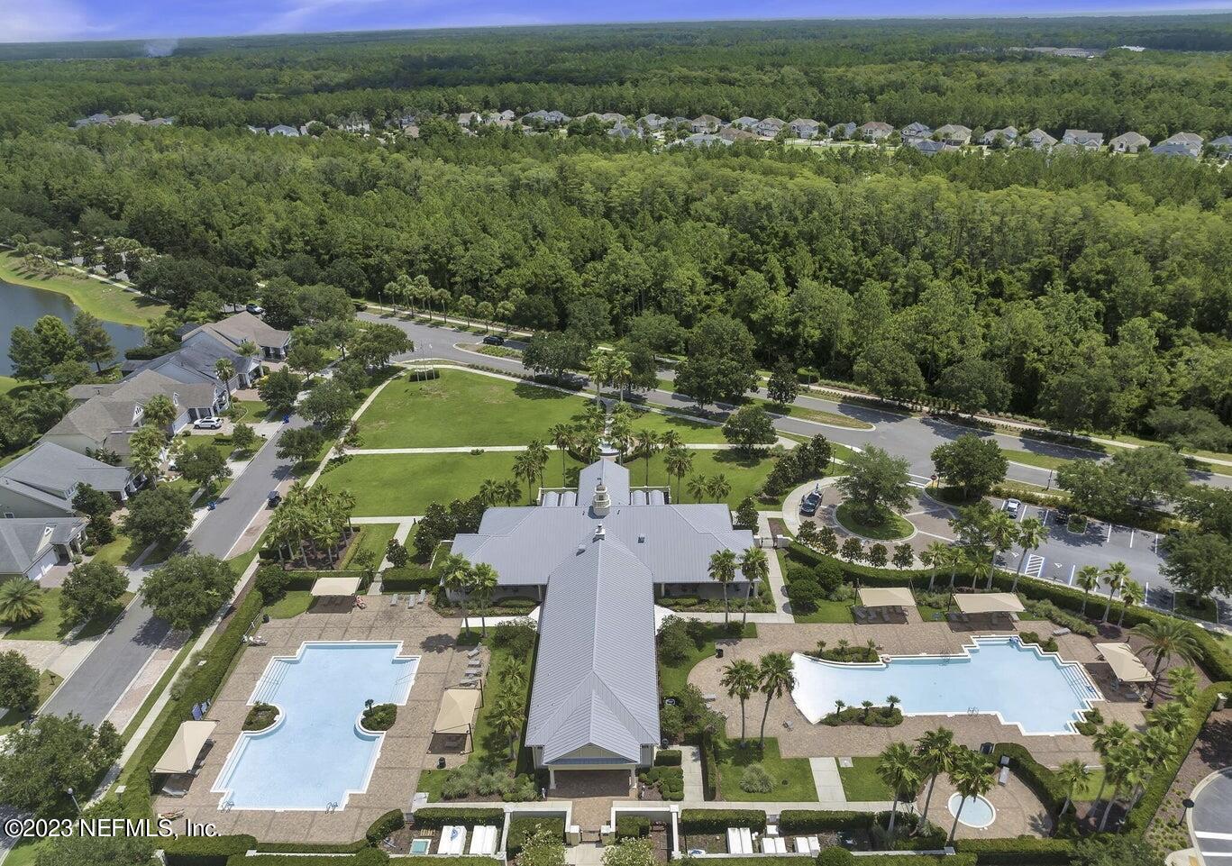 122 STATELY SHOALS Trail