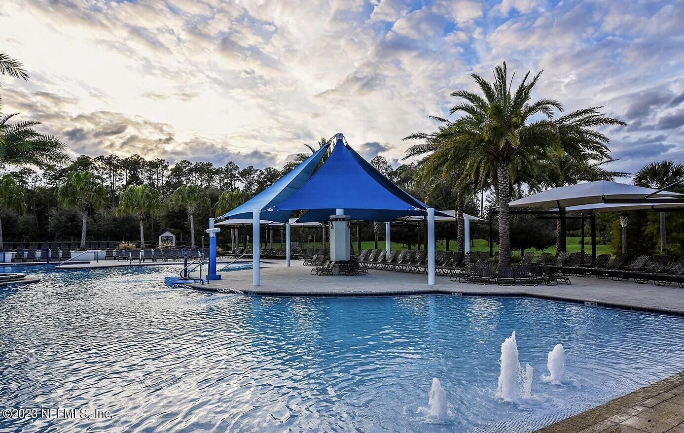 122 STATELY SHOALS Trail