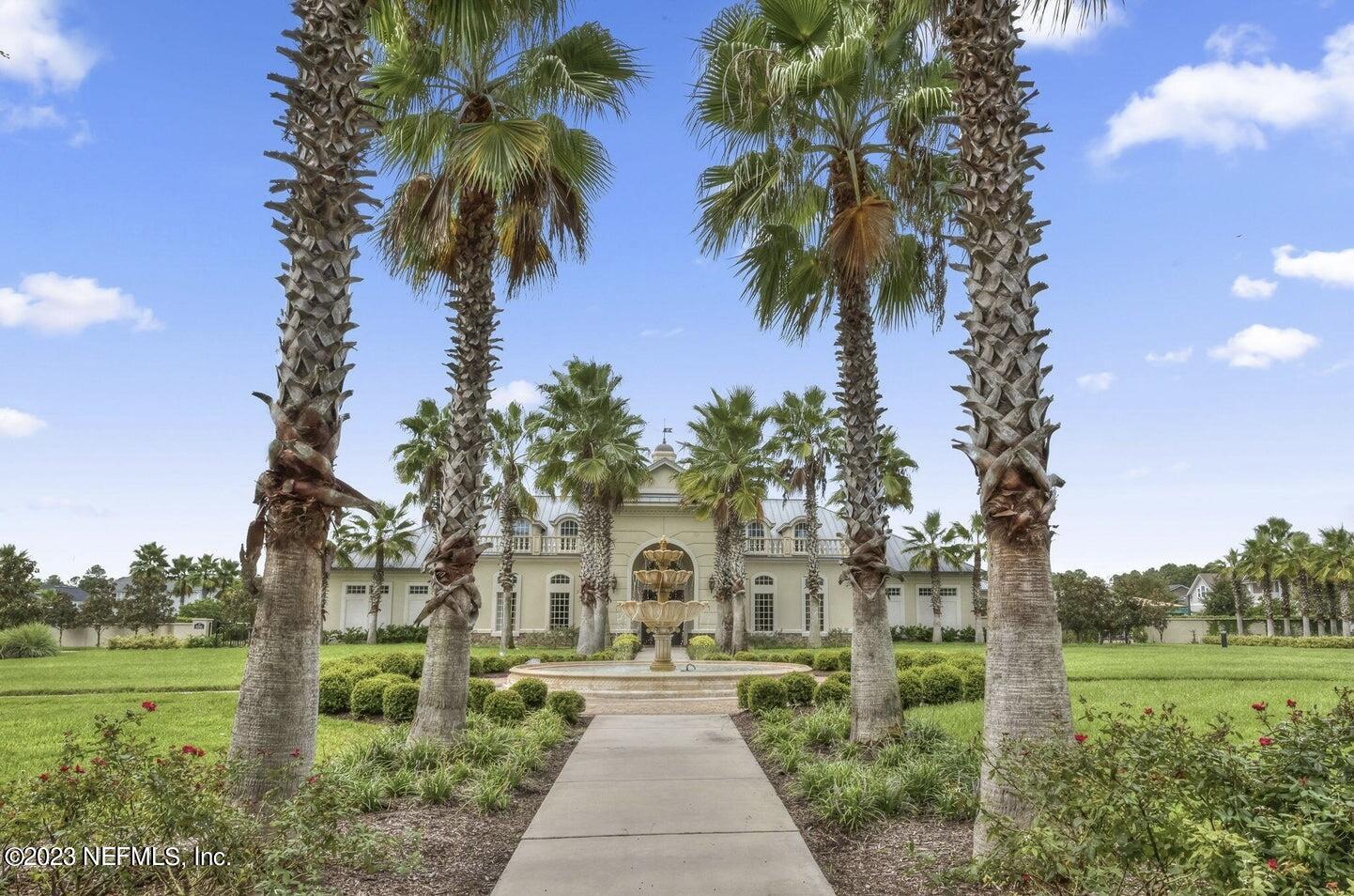 122 STATELY SHOALS Trail