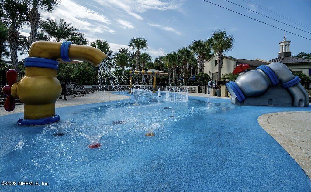 122 STATELY SHOALS Trail