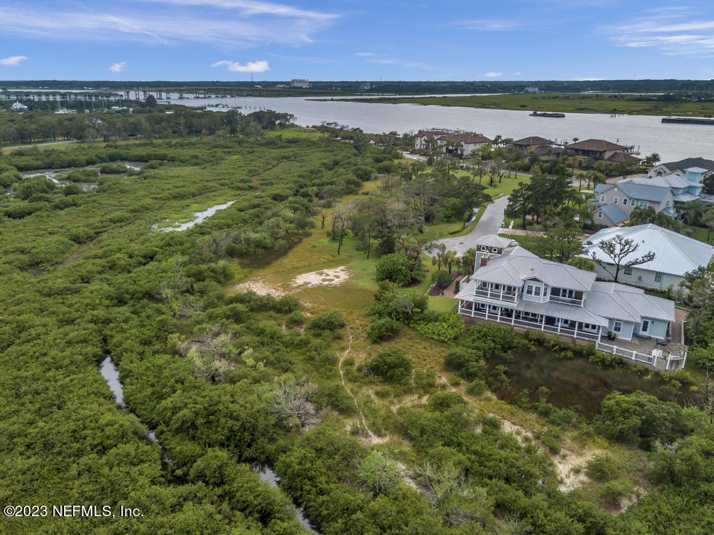 115 FIDDLER CRAB Lane