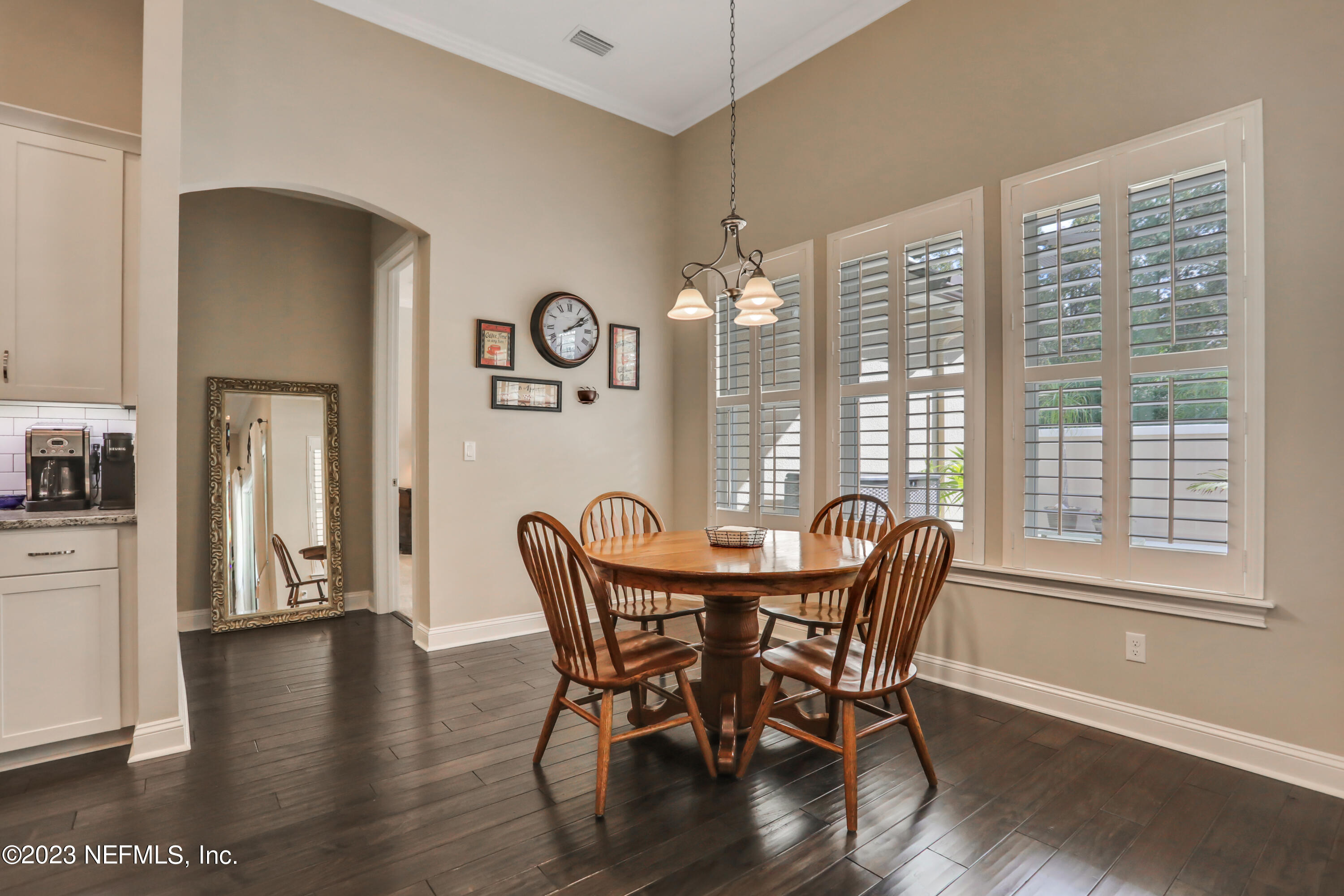 3312 E HERITAGE COVE Drive