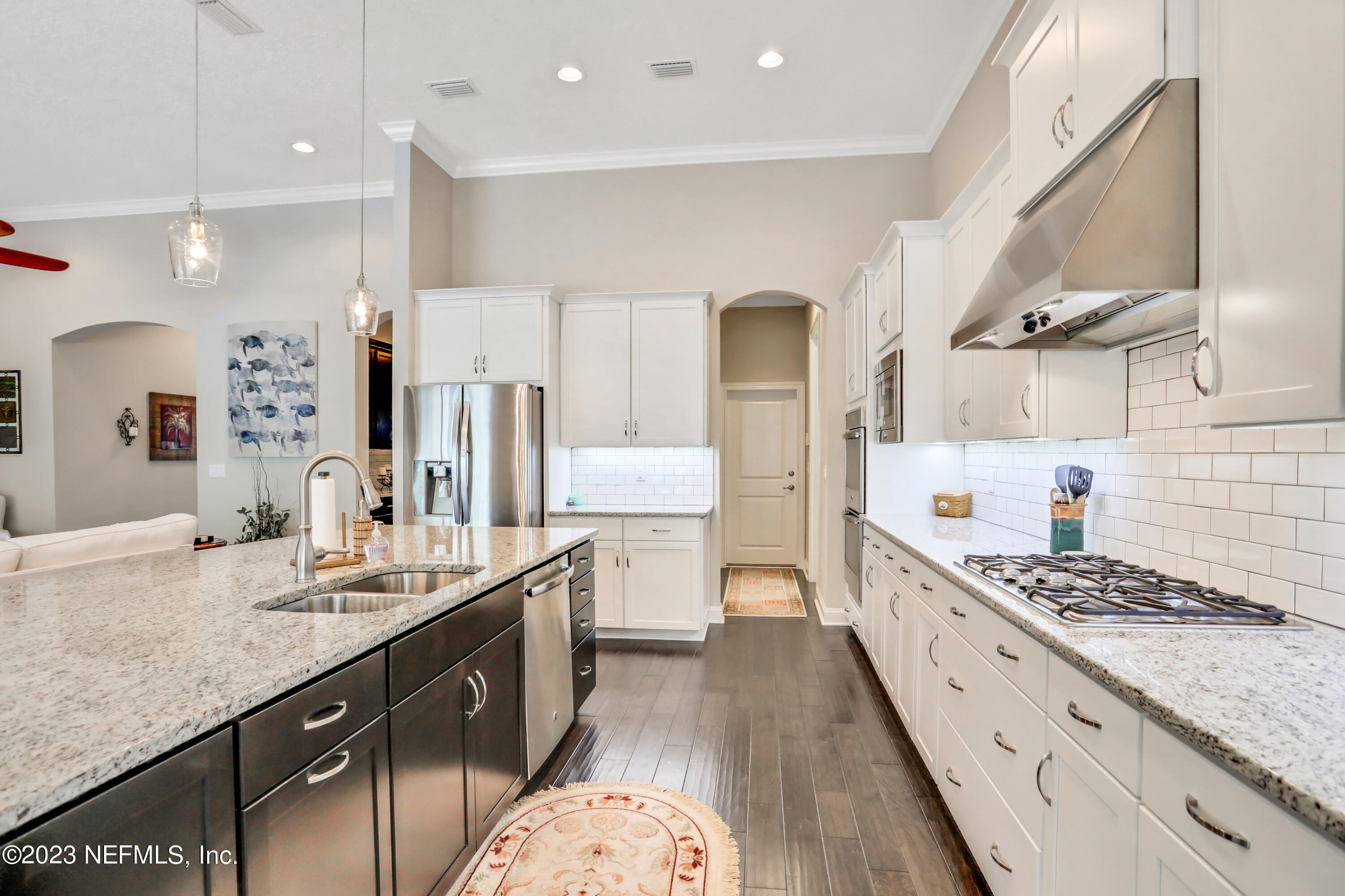3312 E HERITAGE COVE Drive