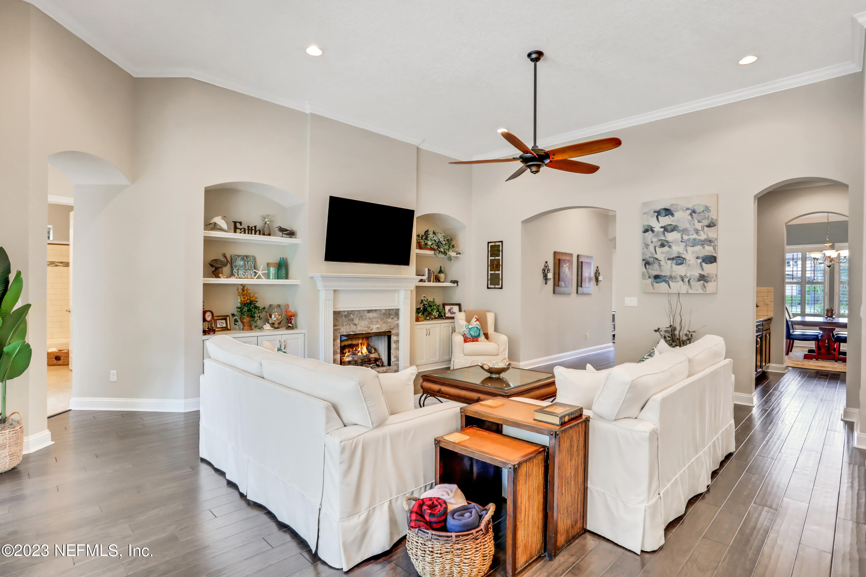 3312 E HERITAGE COVE Drive