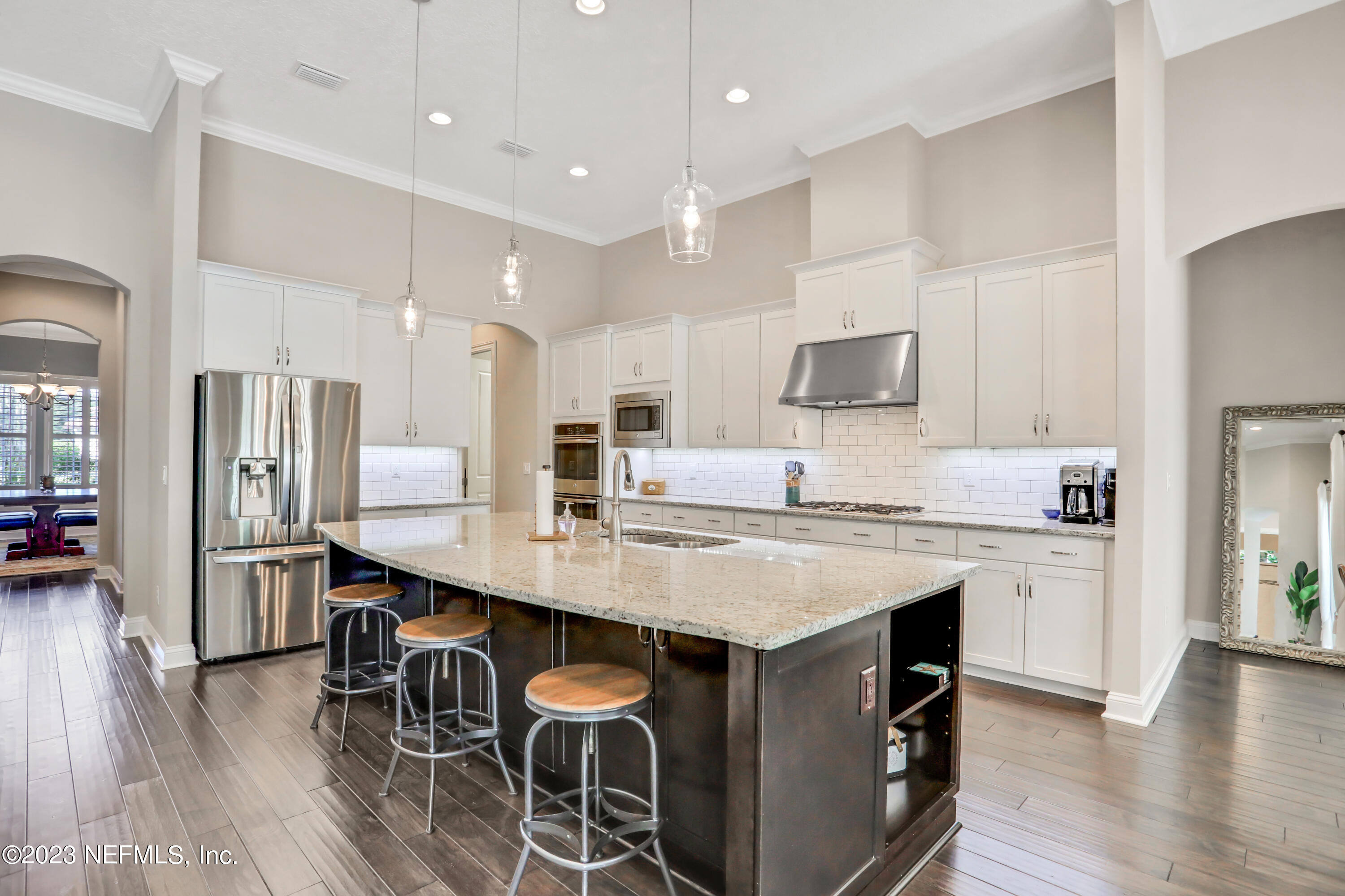 3312 E HERITAGE COVE Drive