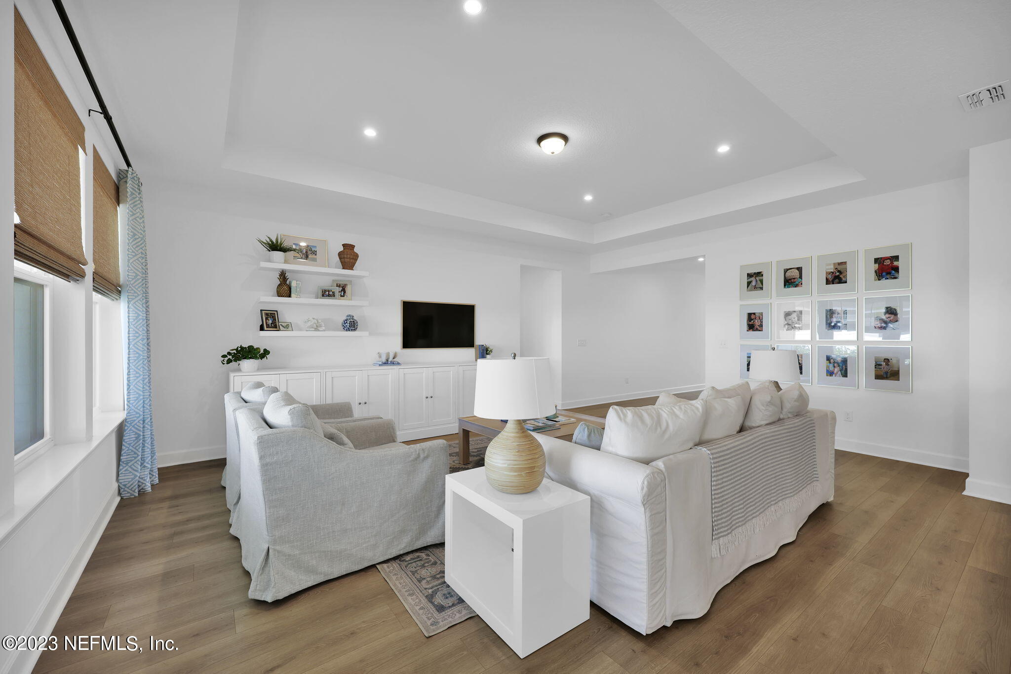 936 OAKLAND HILLS Avenue