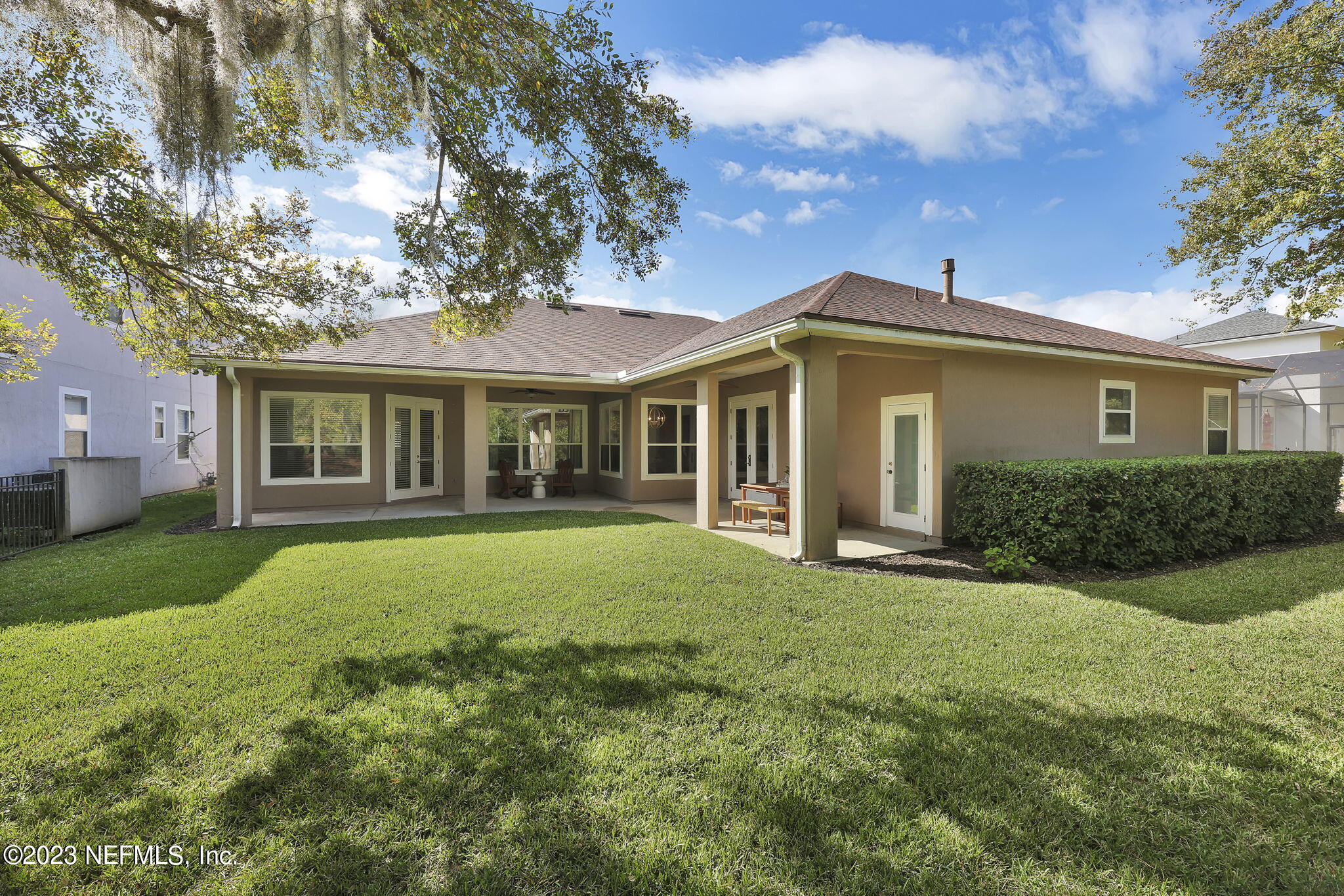 1804 W COBBLESTONE Lane