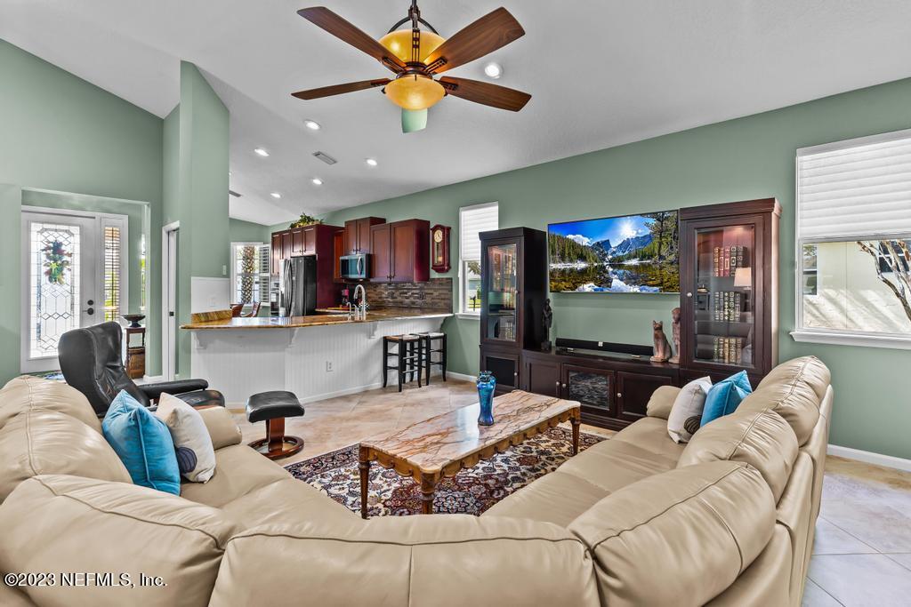 840 COPPERHEAD Circle