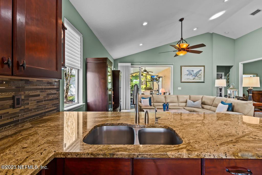 840 COPPERHEAD Circle