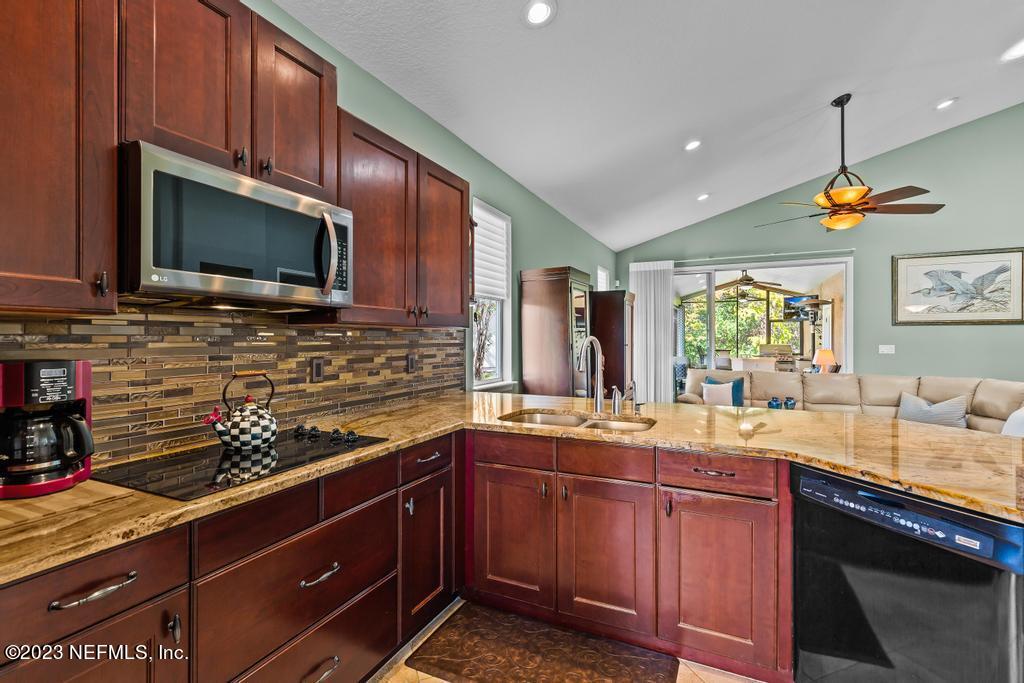 840 COPPERHEAD Circle