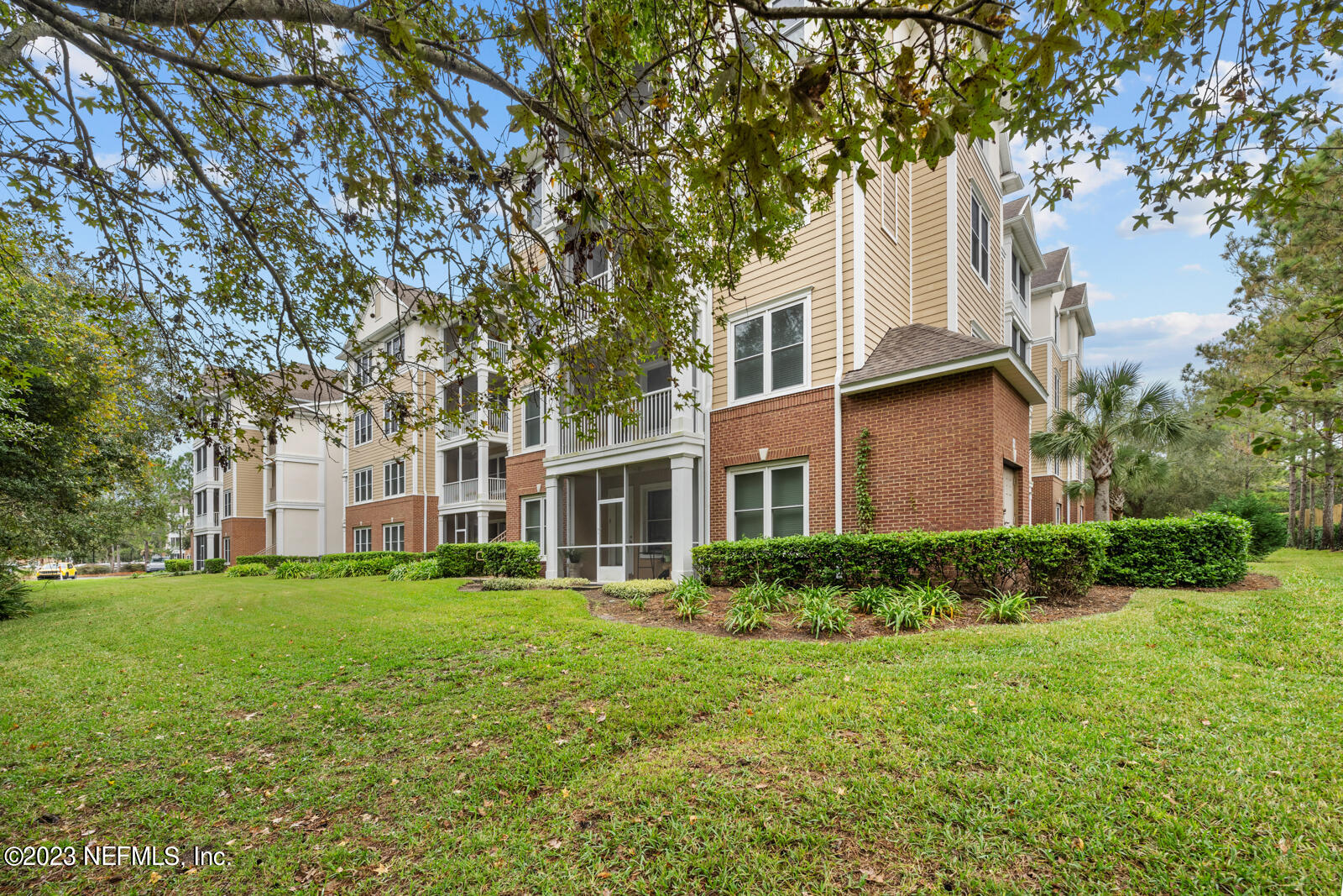 13364 BEACH Boulevard, 423