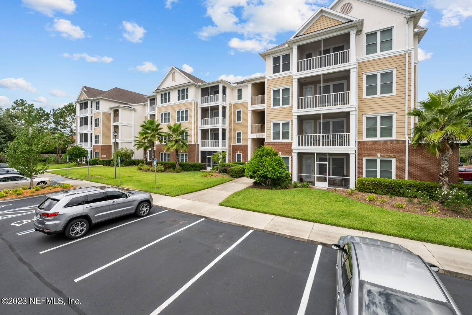 13364 BEACH Boulevard, 423