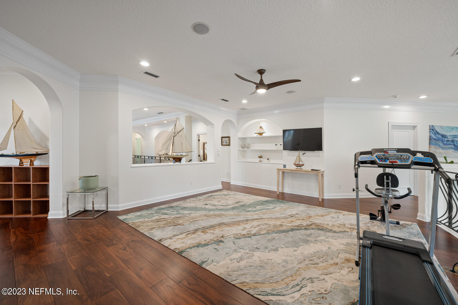 821 QUEENS HARBOR Boulevard