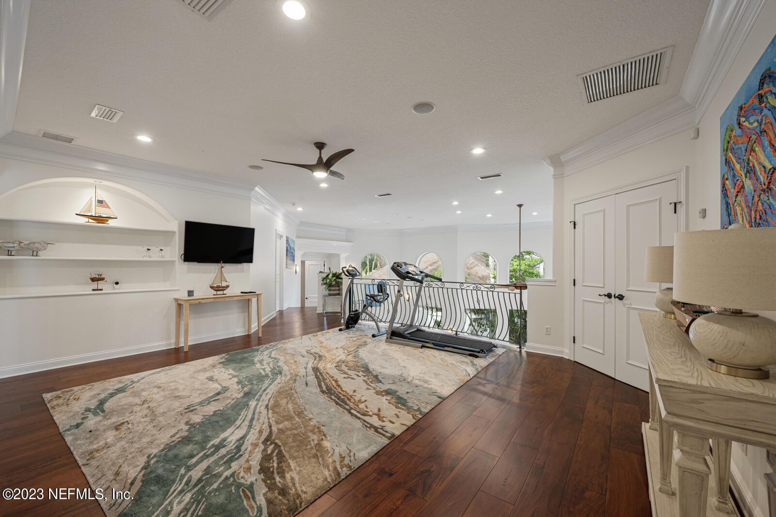 821 QUEENS HARBOR Boulevard