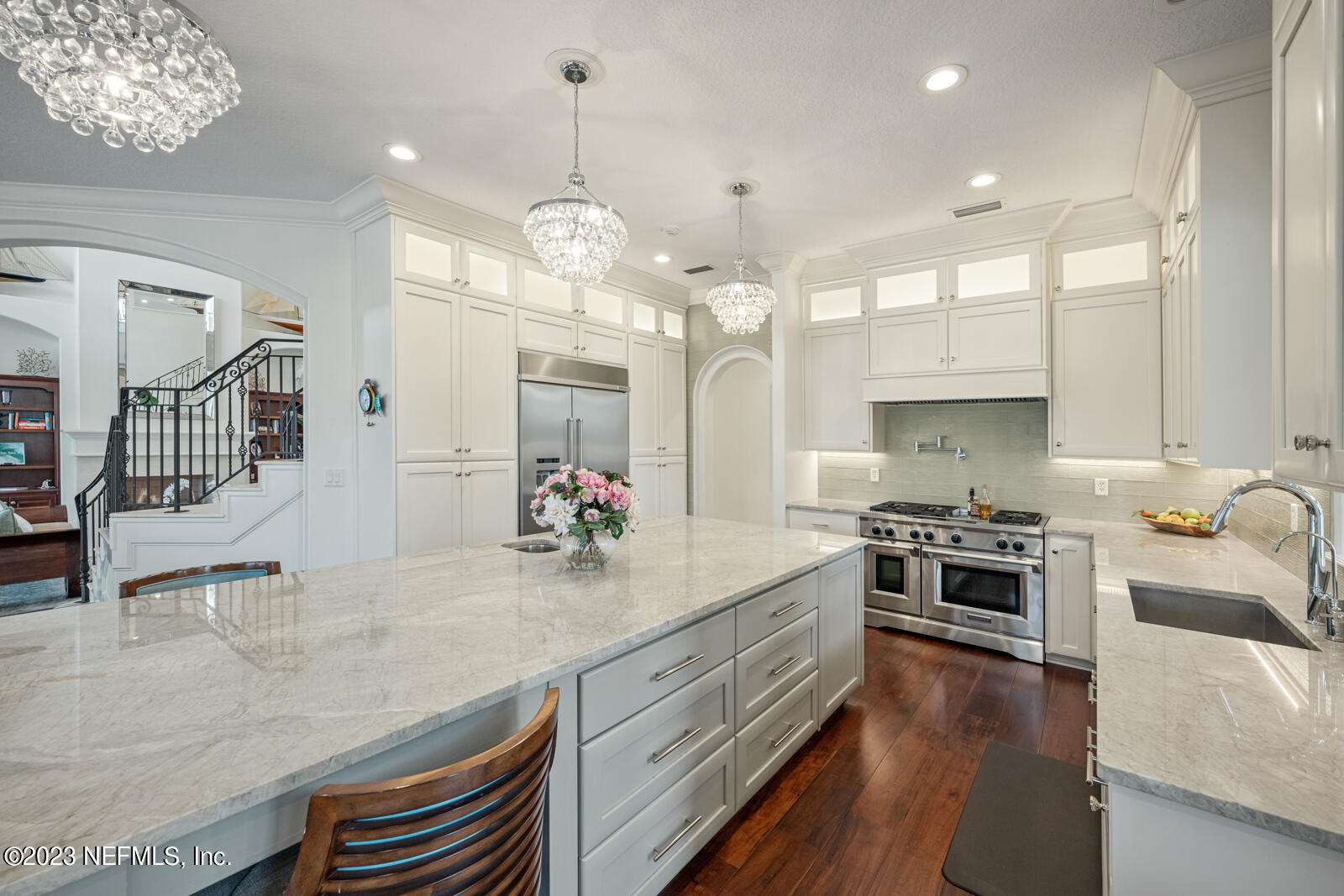 821 QUEENS HARBOR Boulevard