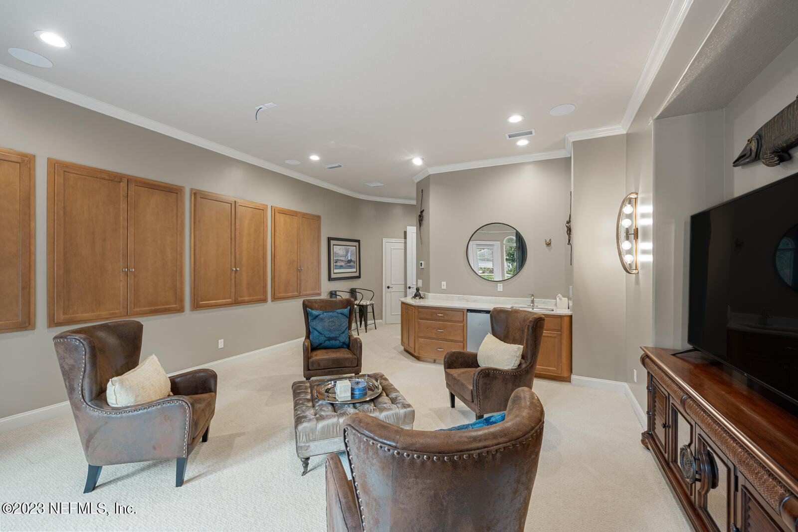 821 QUEENS HARBOR Boulevard