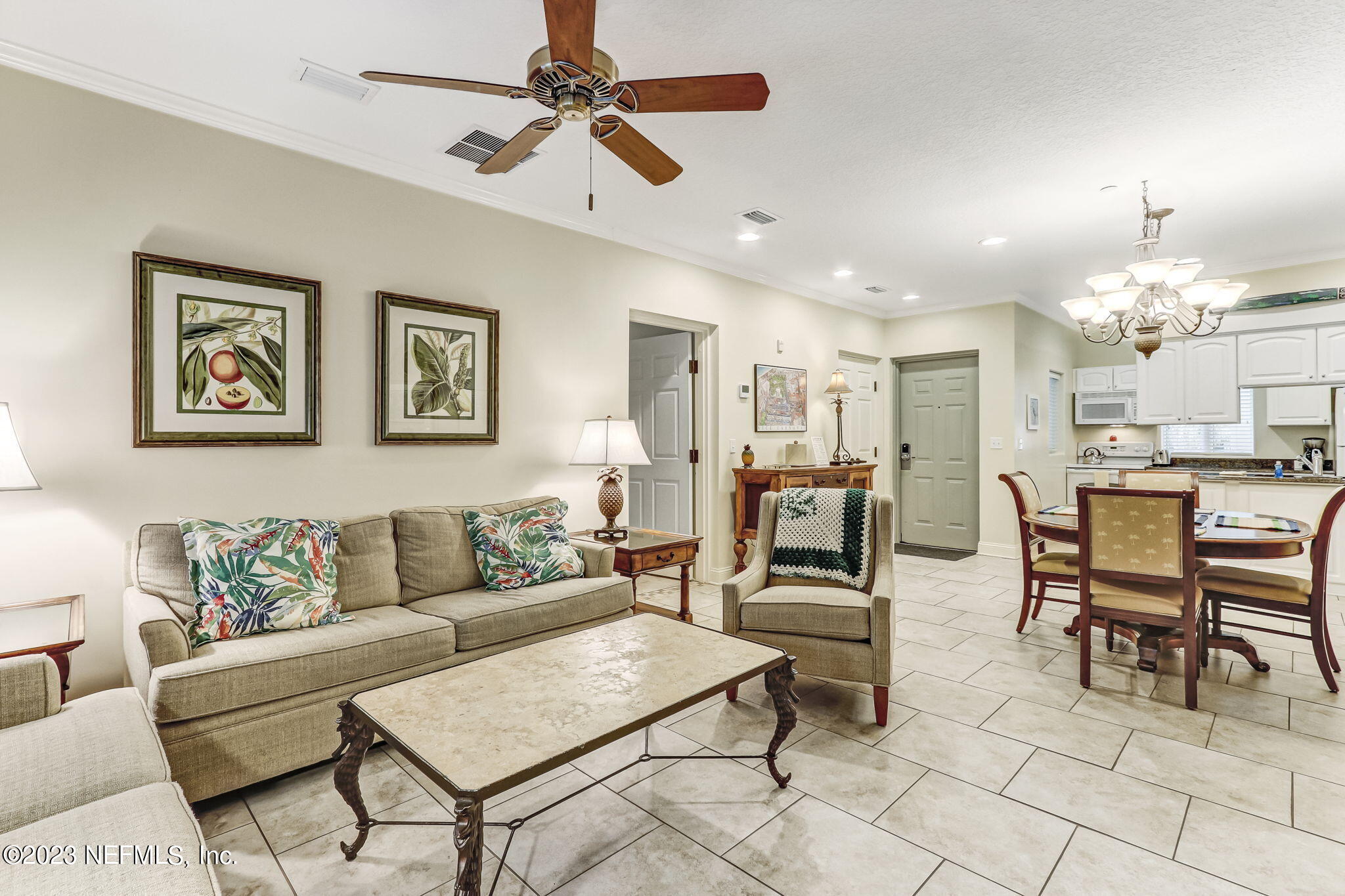 2515/2516 BOXWOOD Lane
