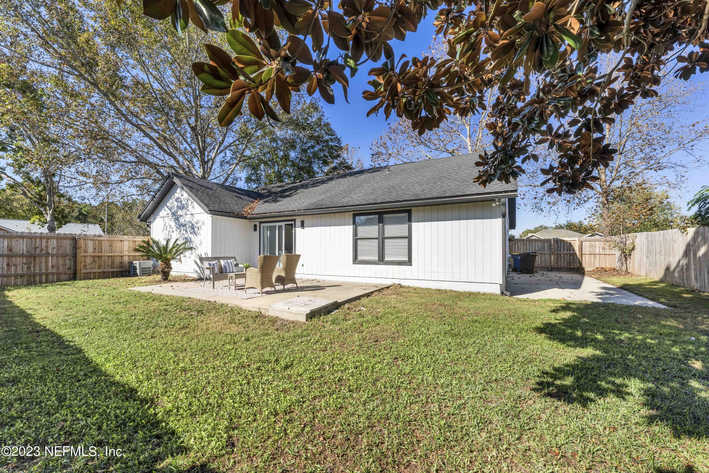 12760 AUTUMN SPRINGS Court N