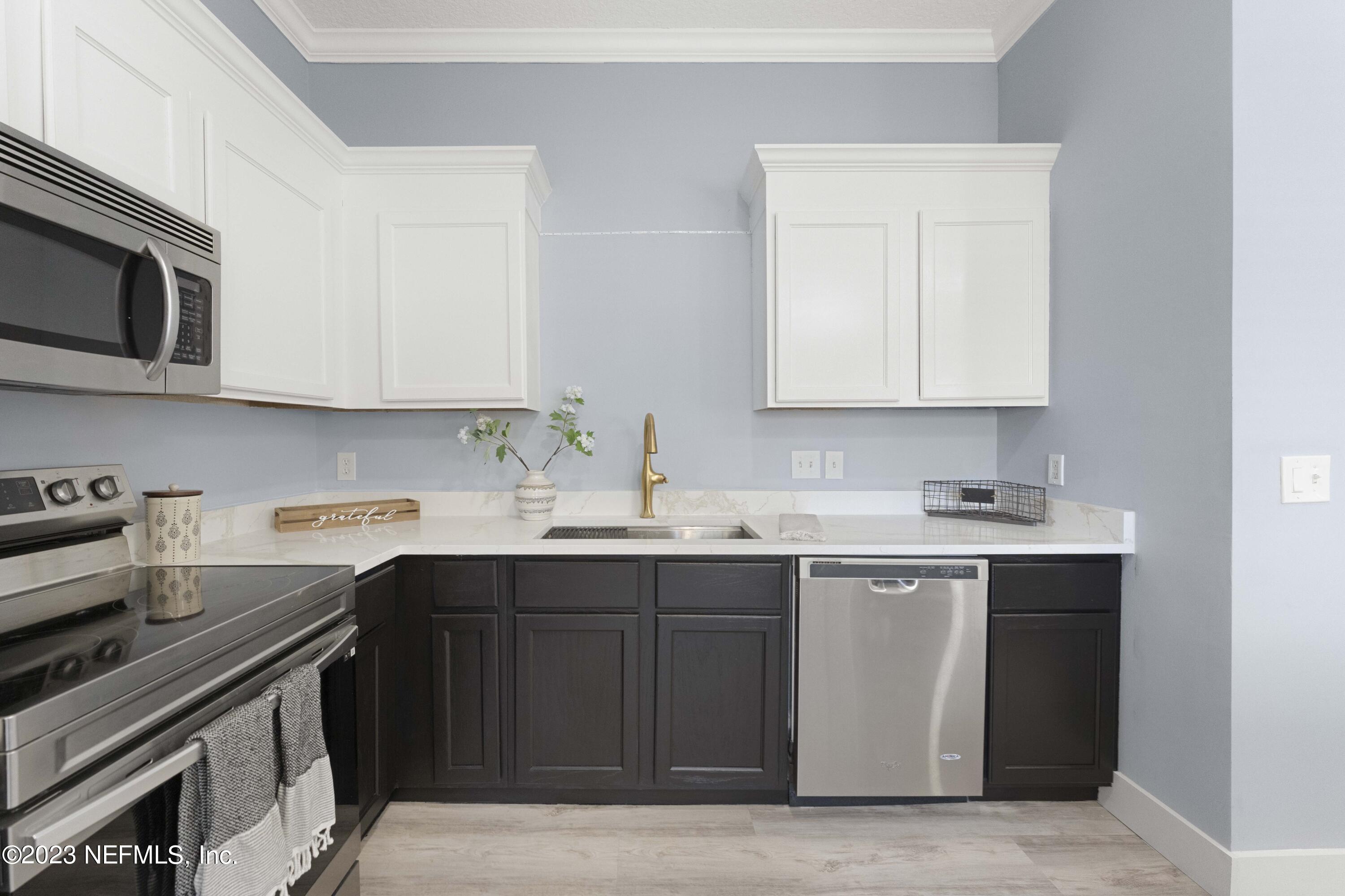 12760 AUTUMN SPRINGS Court N