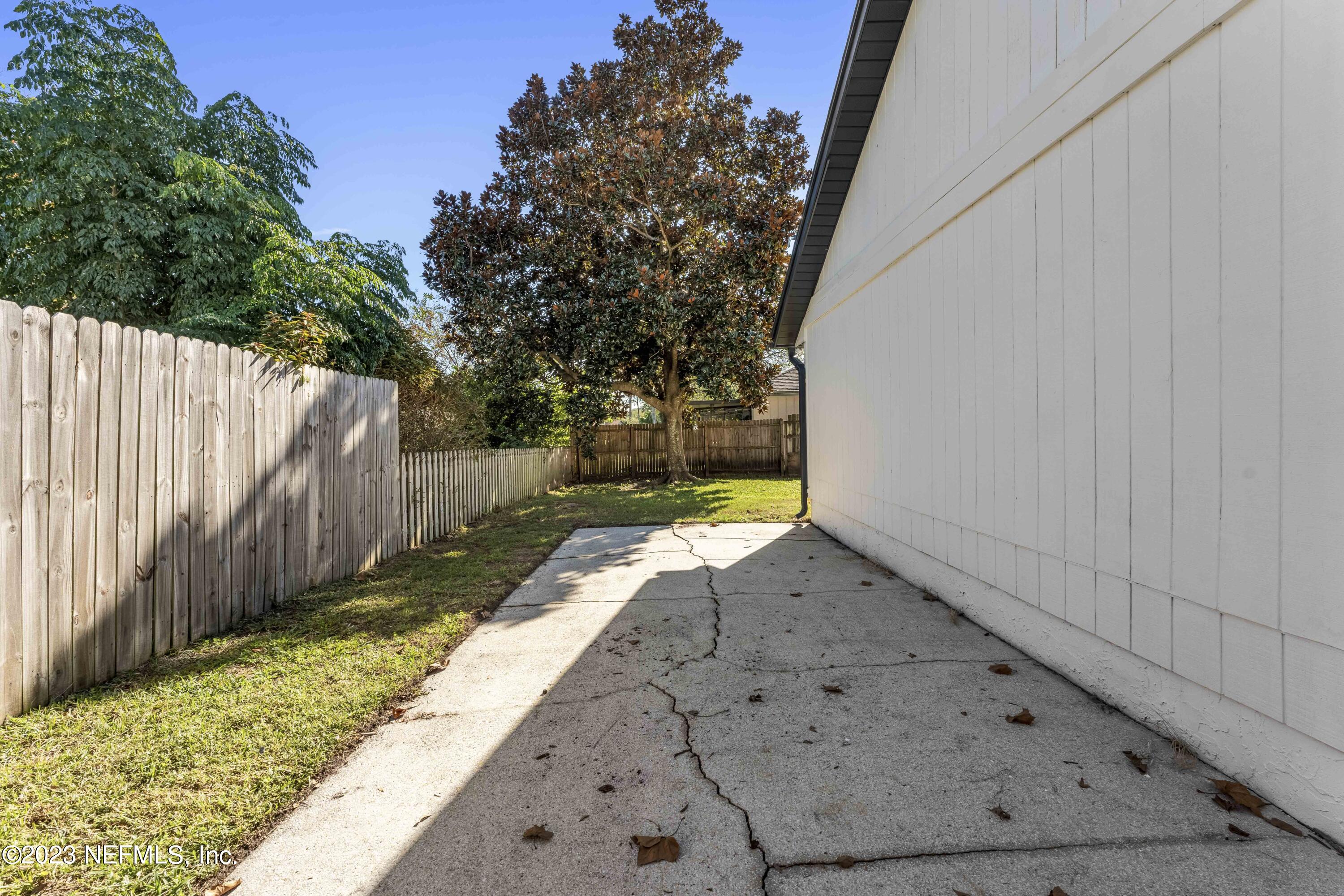 12760 AUTUMN SPRINGS Court N