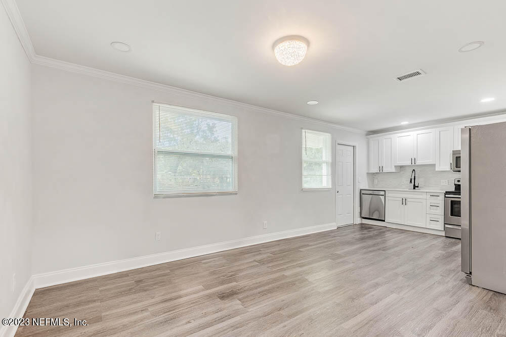 6258 ALEXON Drive