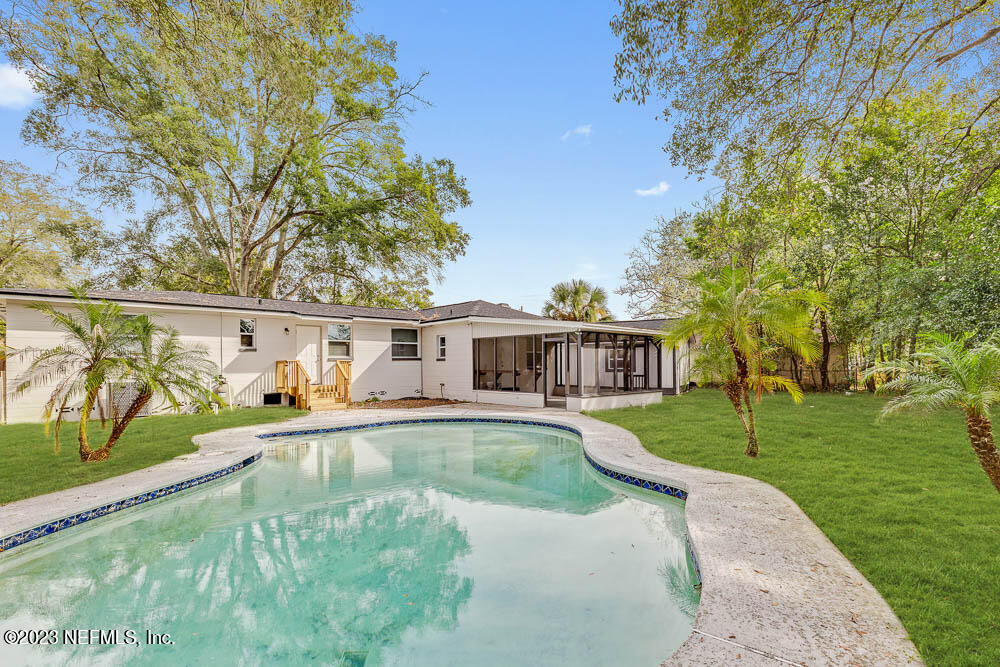 6258 ALEXON Drive