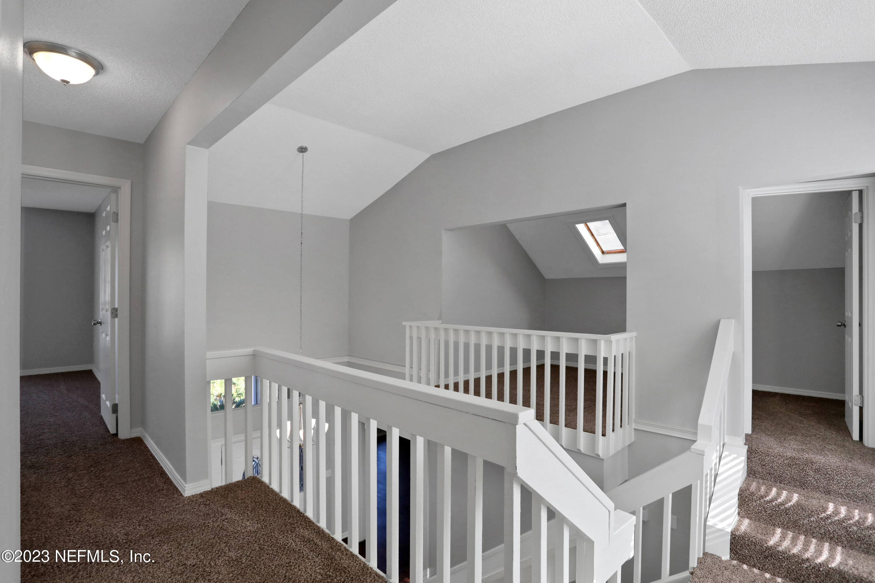 8613 ROYALWOOD Drive