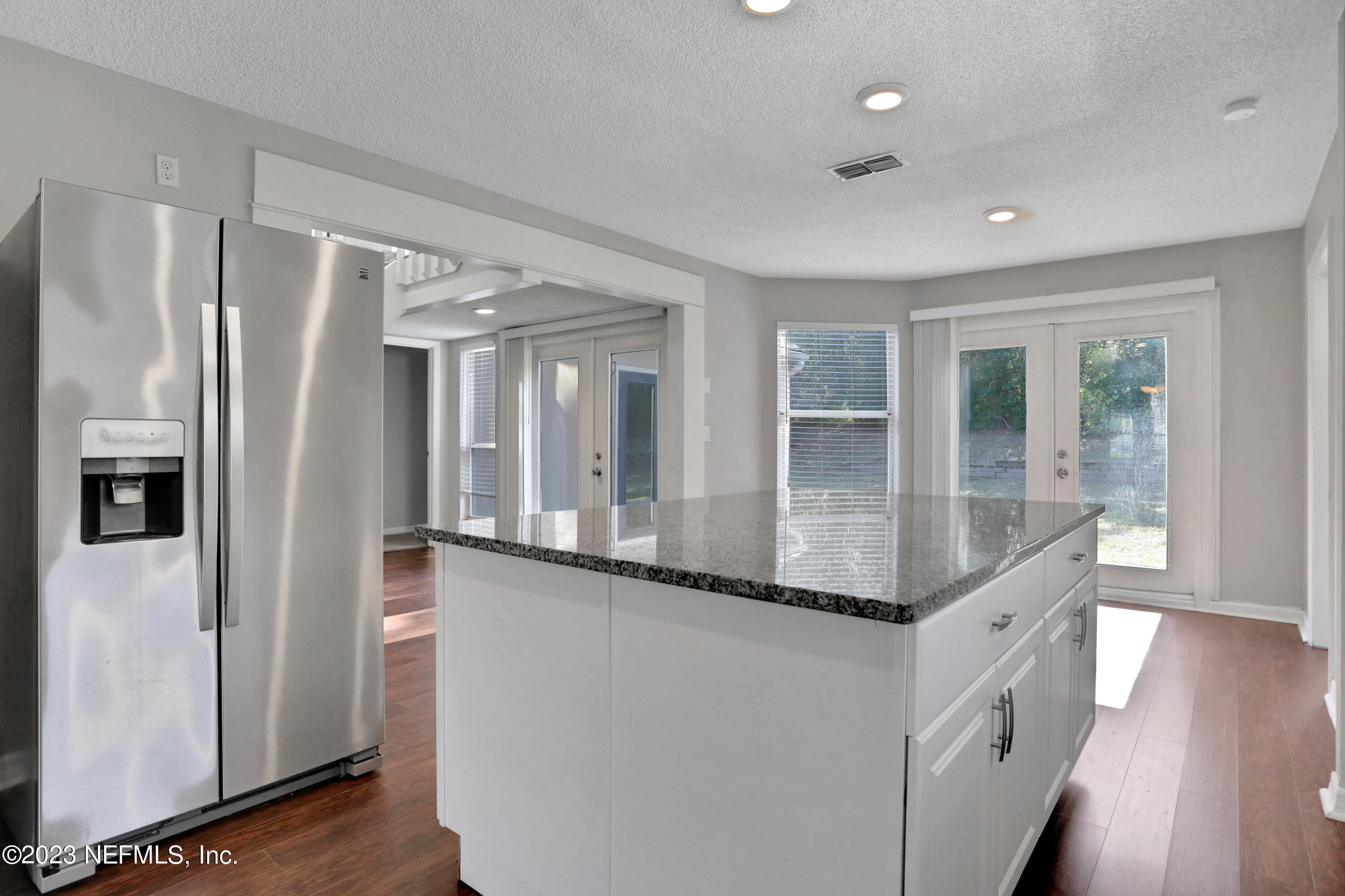8613 ROYALWOOD Drive