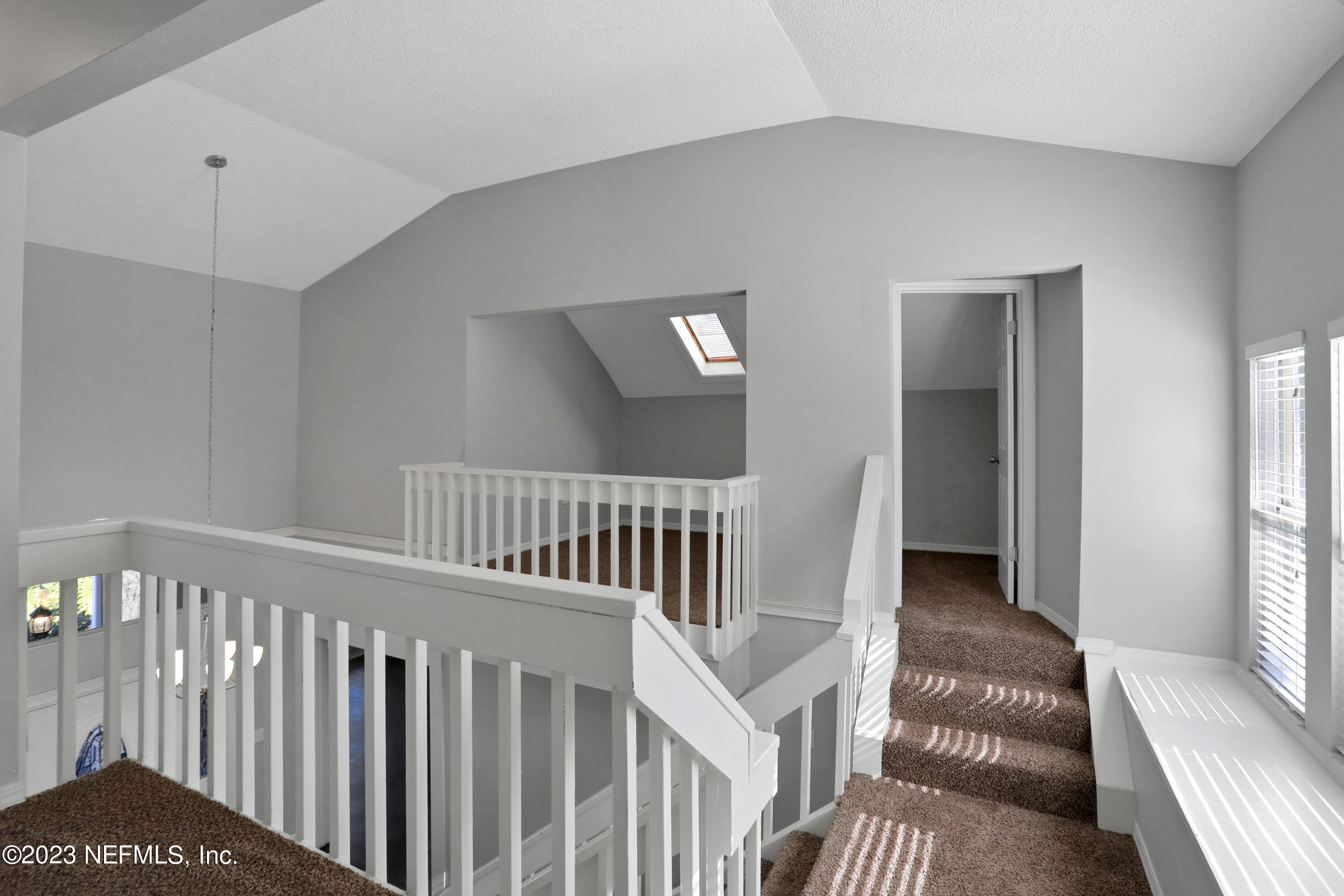 8613 ROYALWOOD Drive