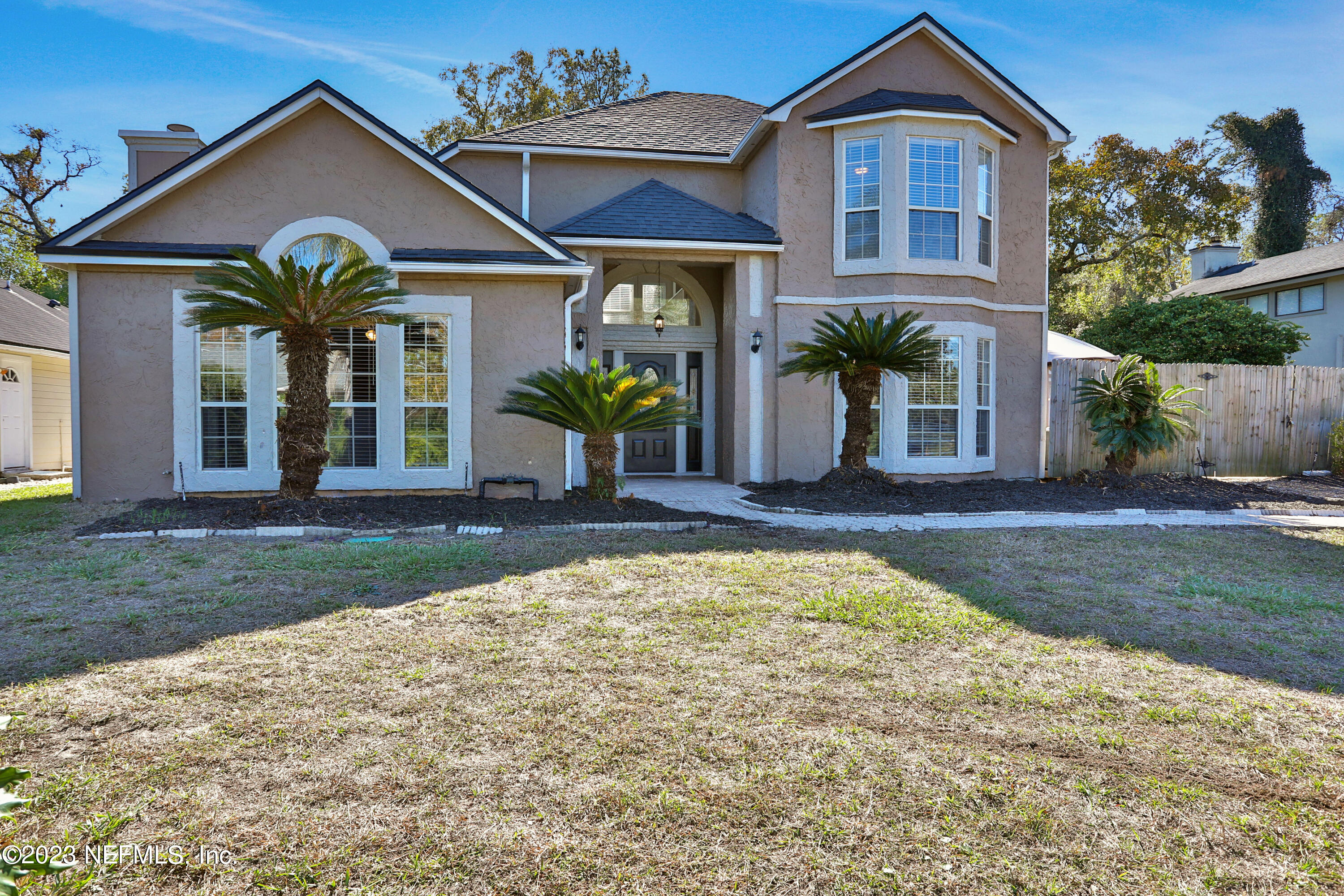 8613 ROYALWOOD Drive
