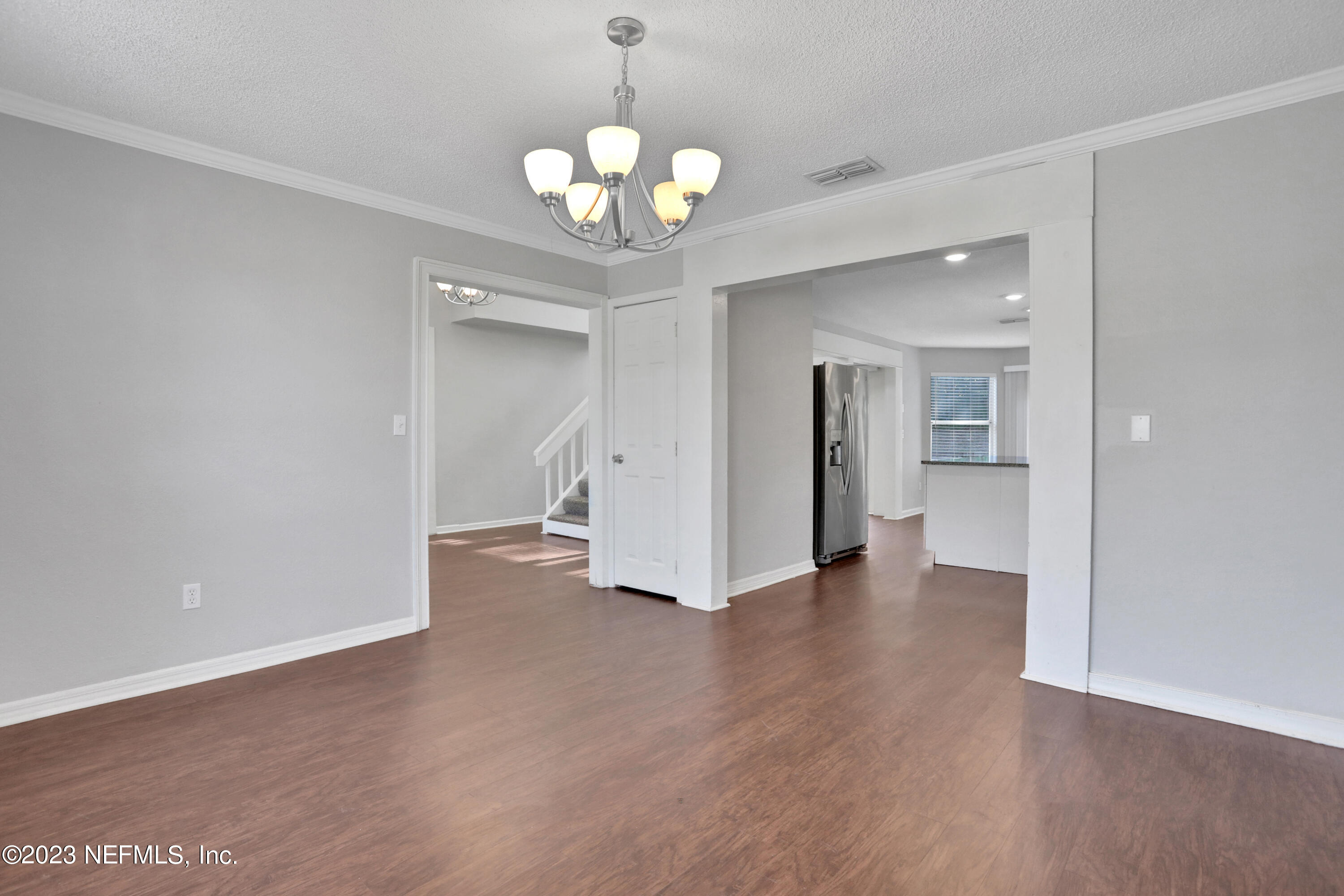 8613 ROYALWOOD Drive