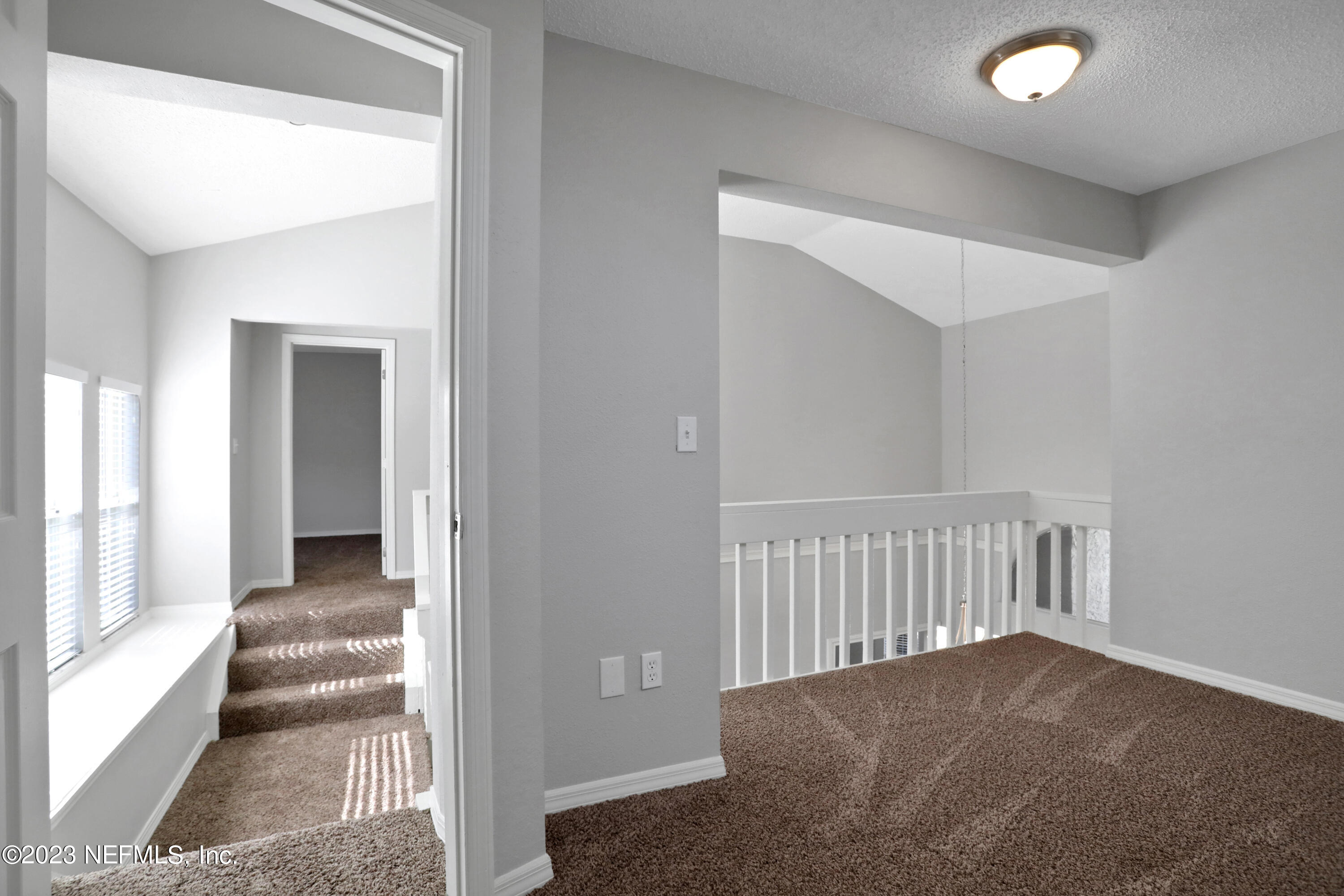 8613 ROYALWOOD Drive