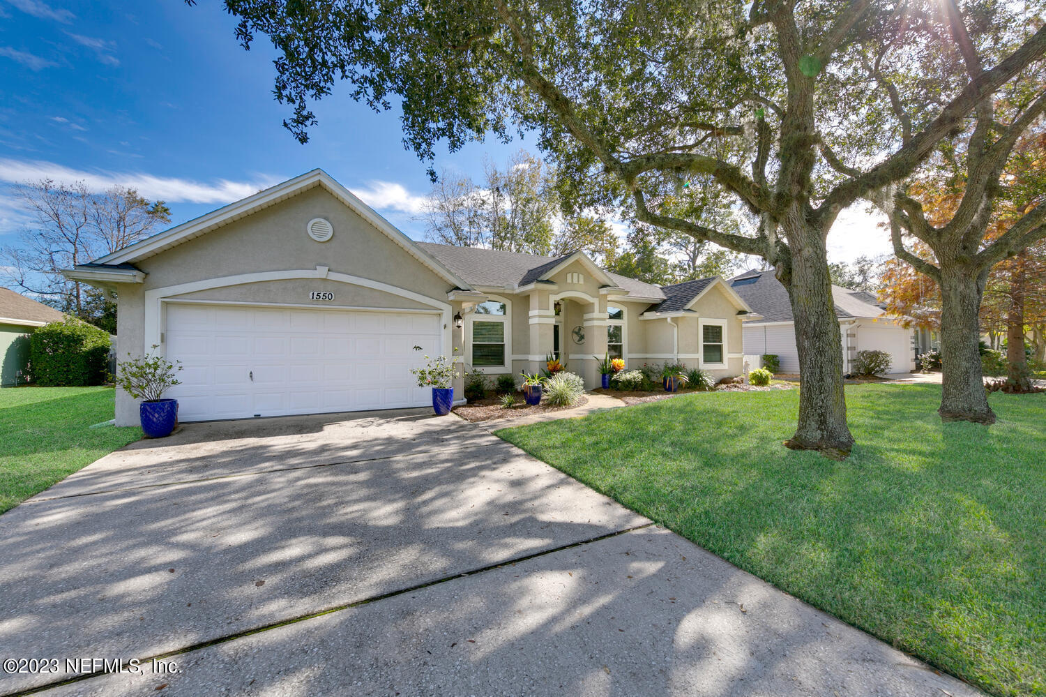 1550 BLUE HERON Lane