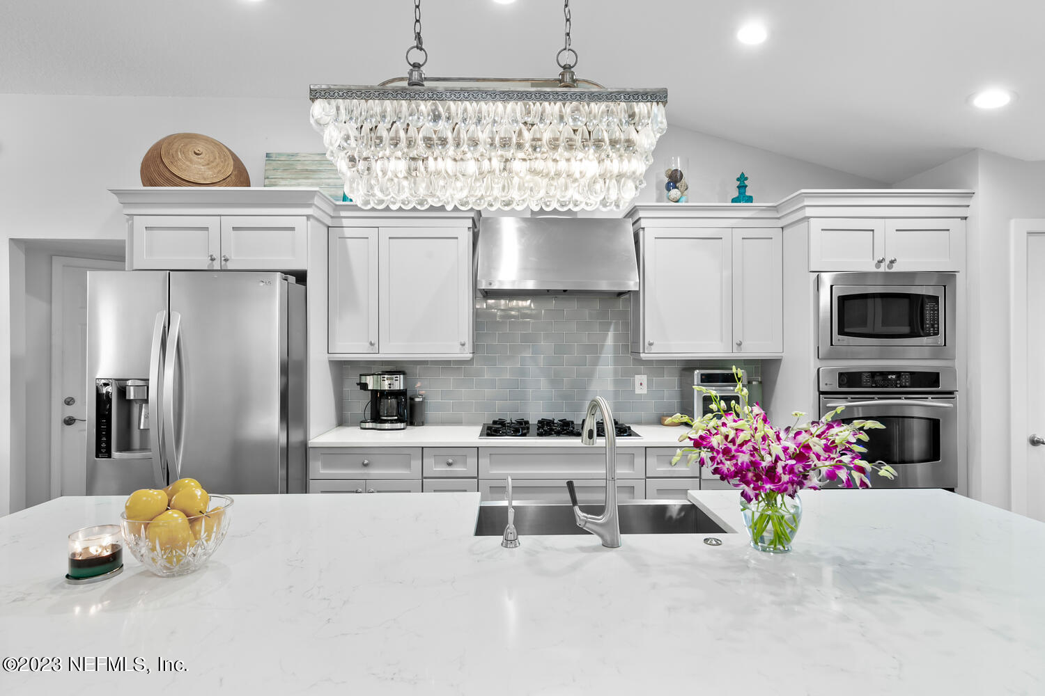 1550 BLUE HERON Lane