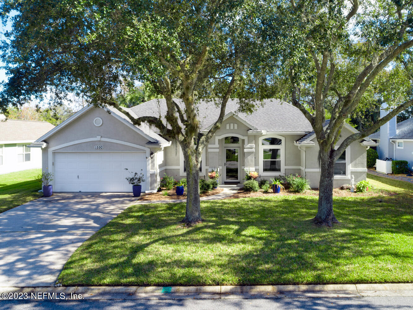 1550 BLUE HERON Lane