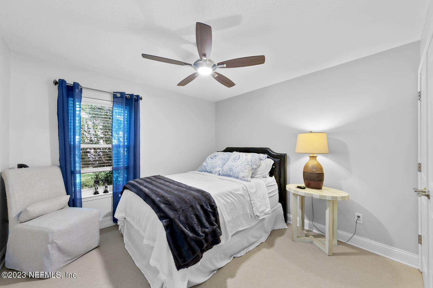 1550 BLUE HERON Lane