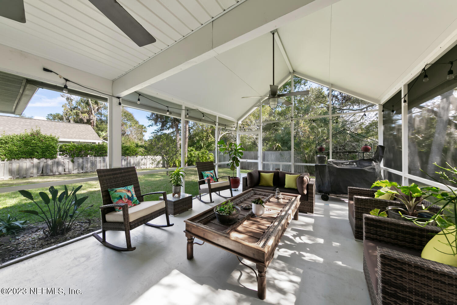 1550 BLUE HERON Lane