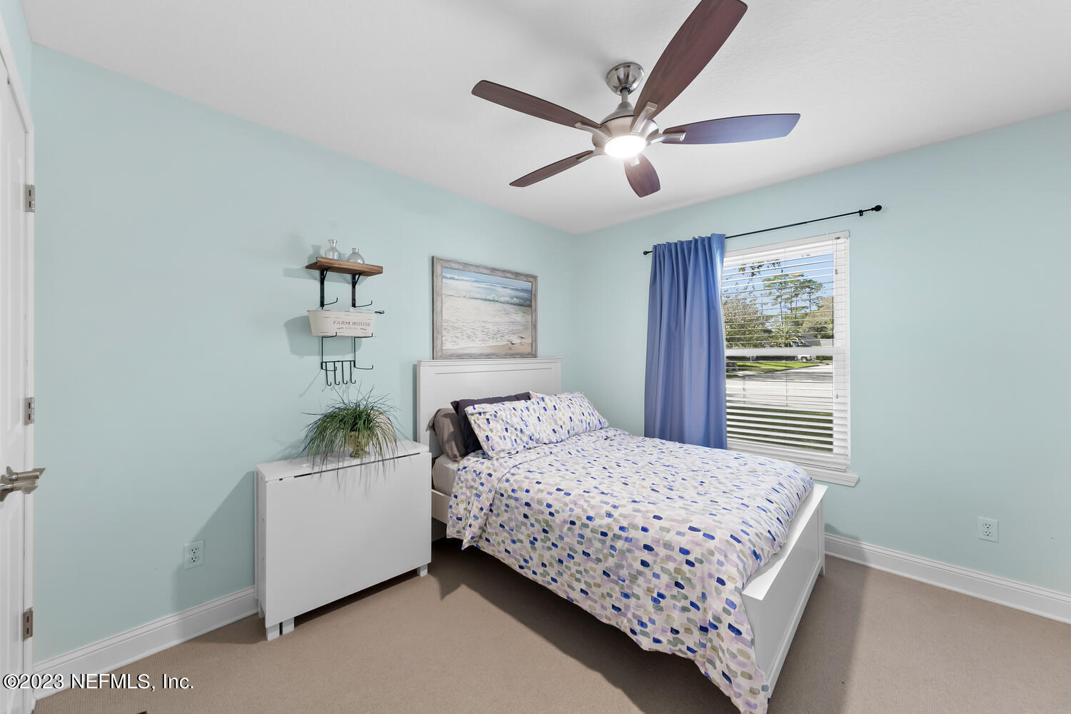 1550 BLUE HERON Lane