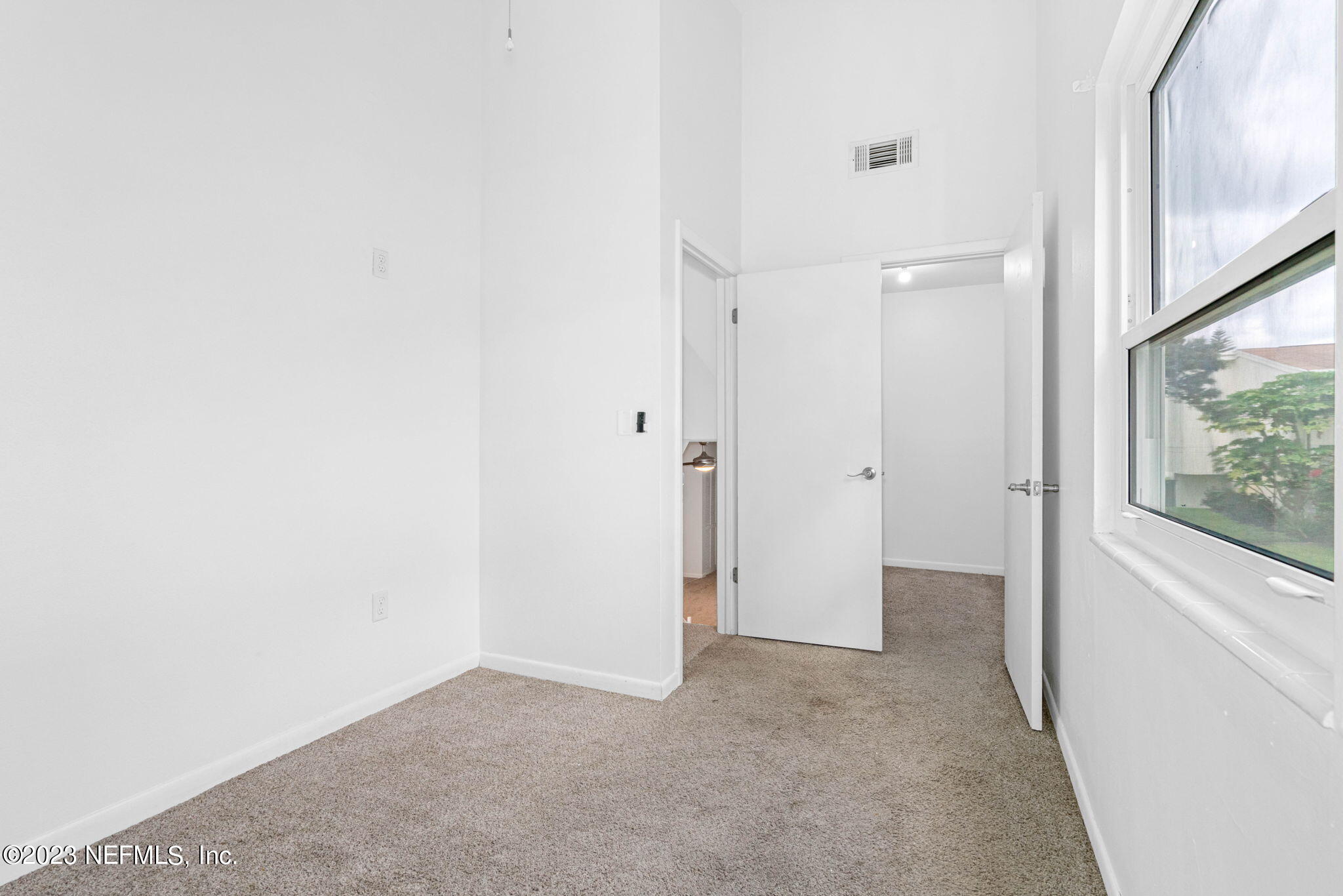4222 LA PALMA Court