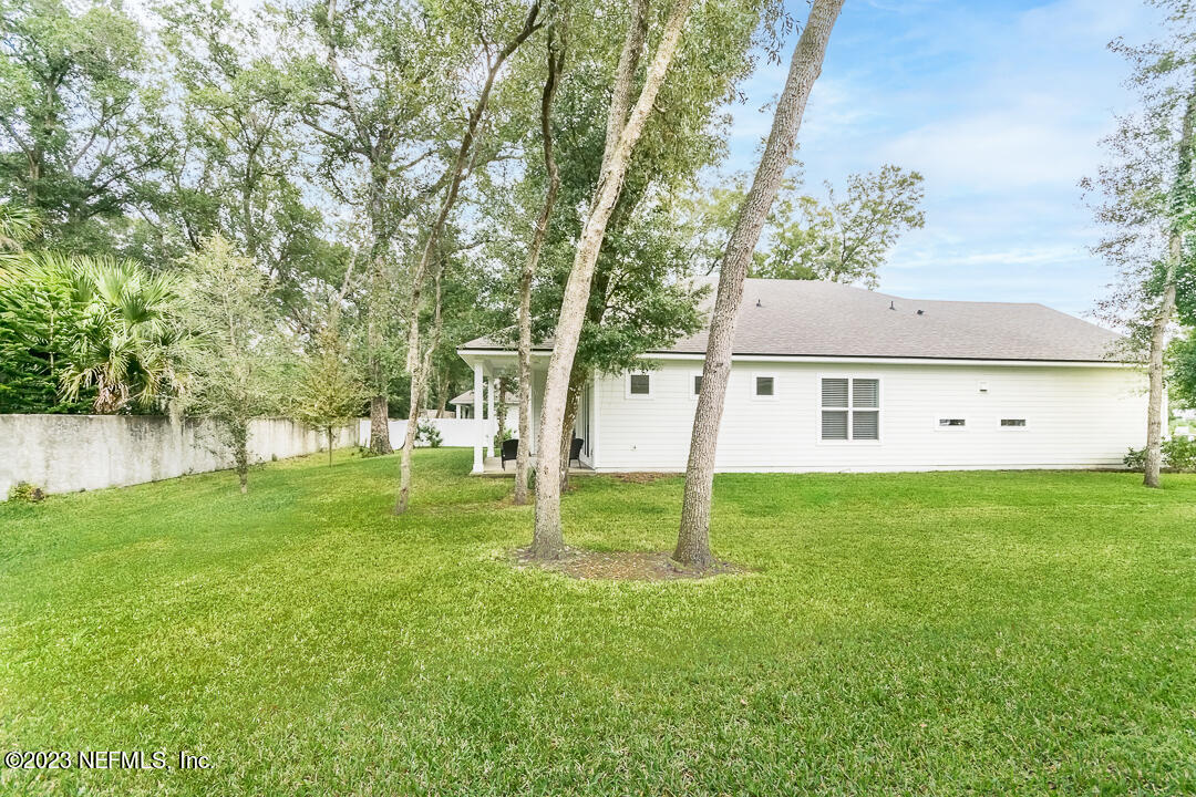 13825 HIDDEN OAKS Lane