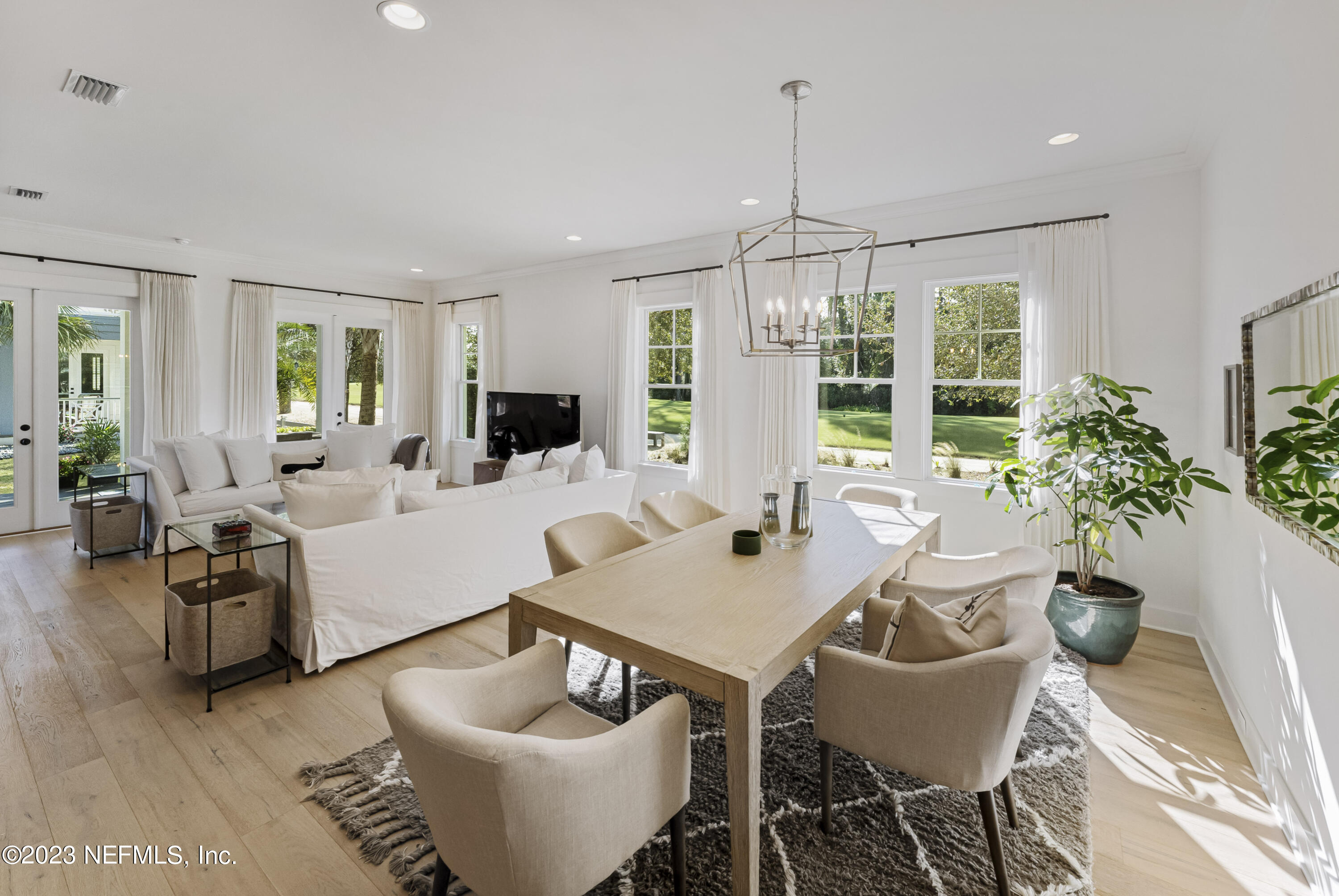 1734 MARITIME OAK Drive
