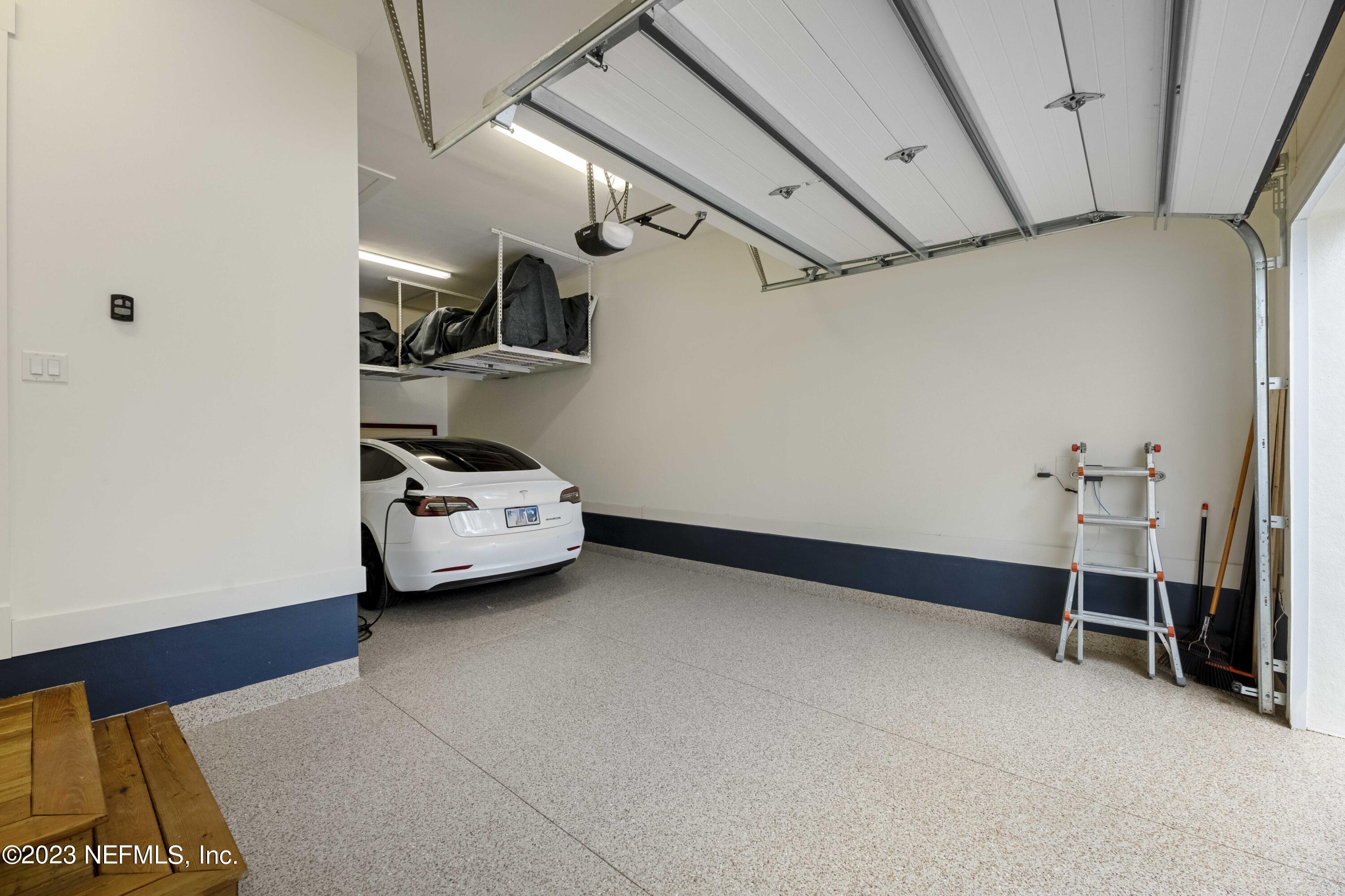 1734 MARITIME OAK Drive