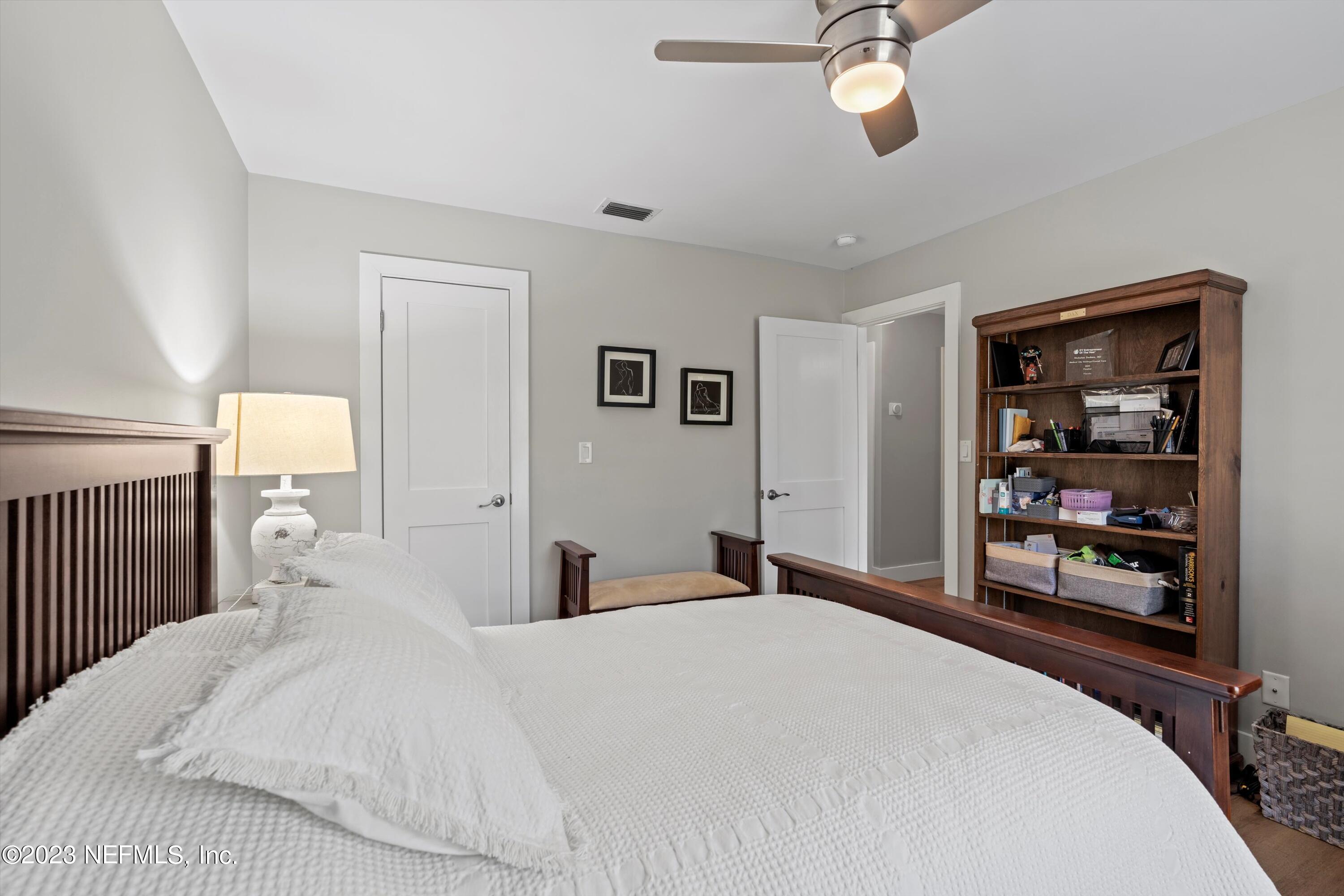 305 N 19TH Street