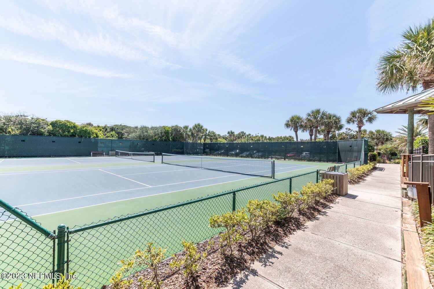 125 TURTLE BAY Lane