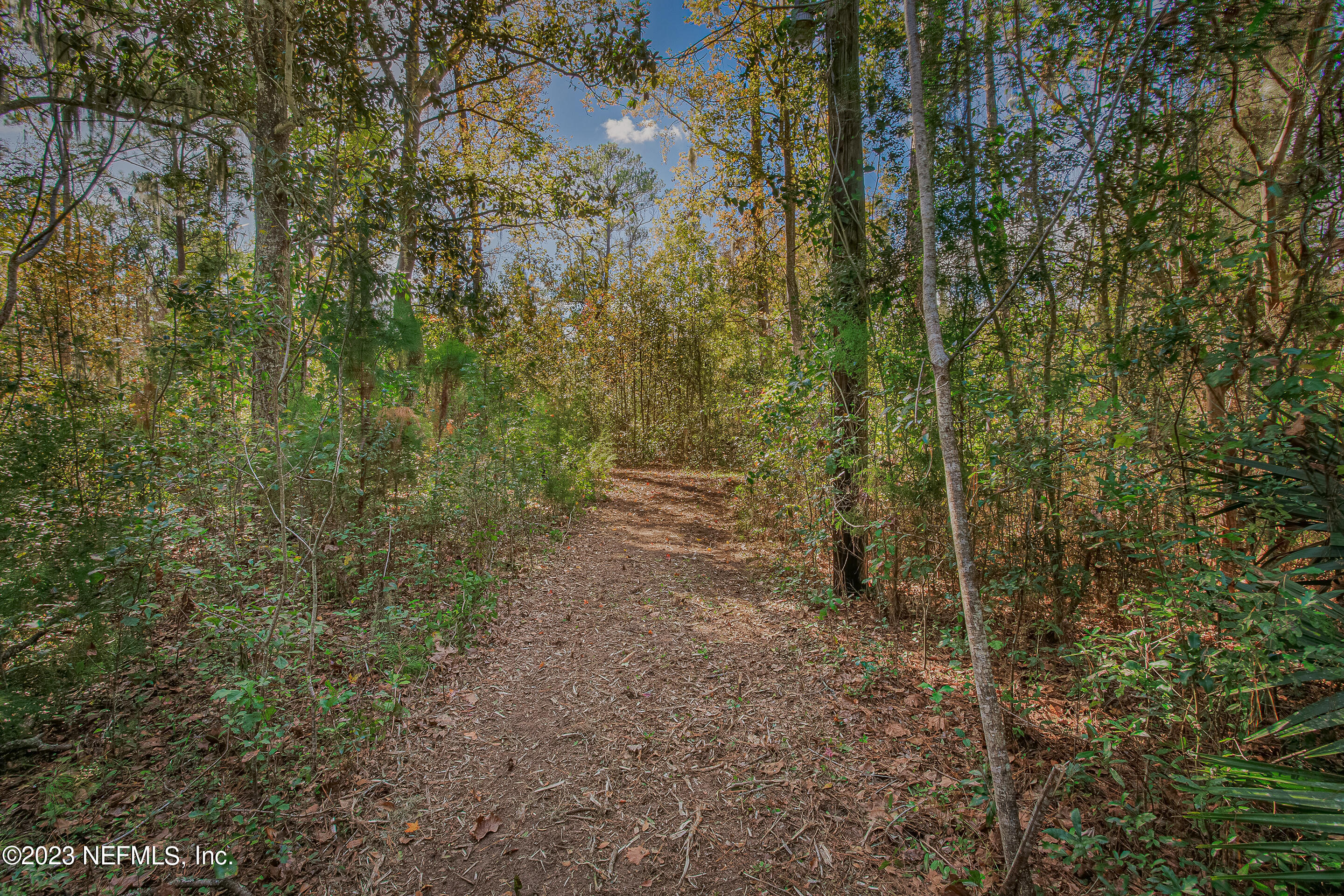 85001 LINDA Road