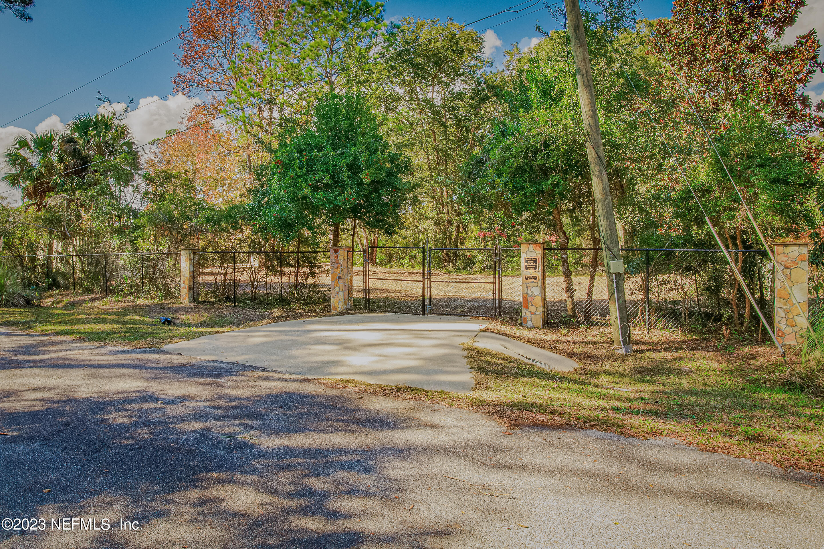 85001 LINDA Road