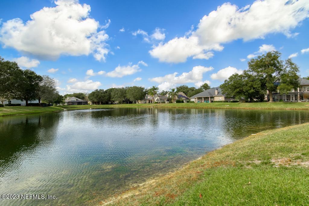 1315 SPARKLEBERRY Court, St. Johns