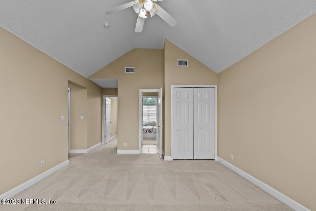 1315 SPARKLEBERRY Court, St. Johns